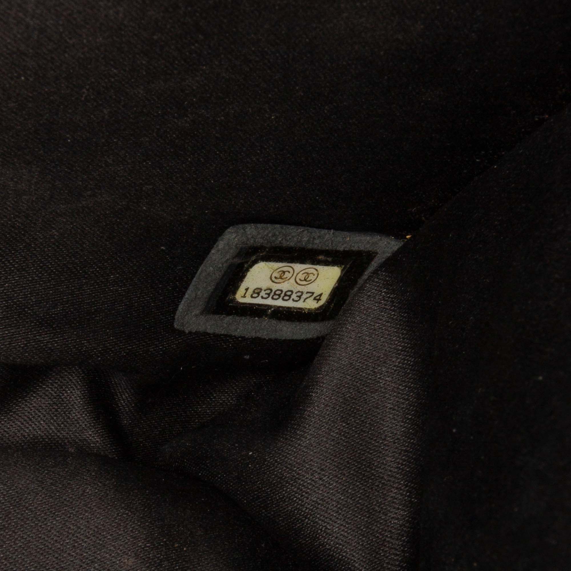 Chanel Medium Quilted Lambskin Citizen Flap - image 6