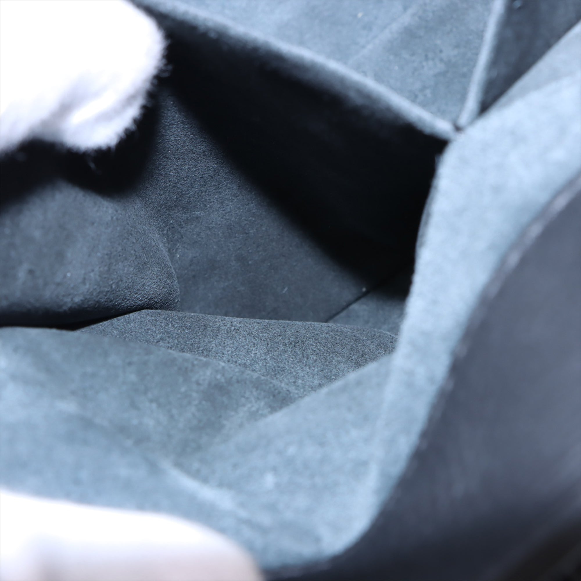 Bottega Veneta Large Calfskin Intrecciato Andiamo Satchel - image 7