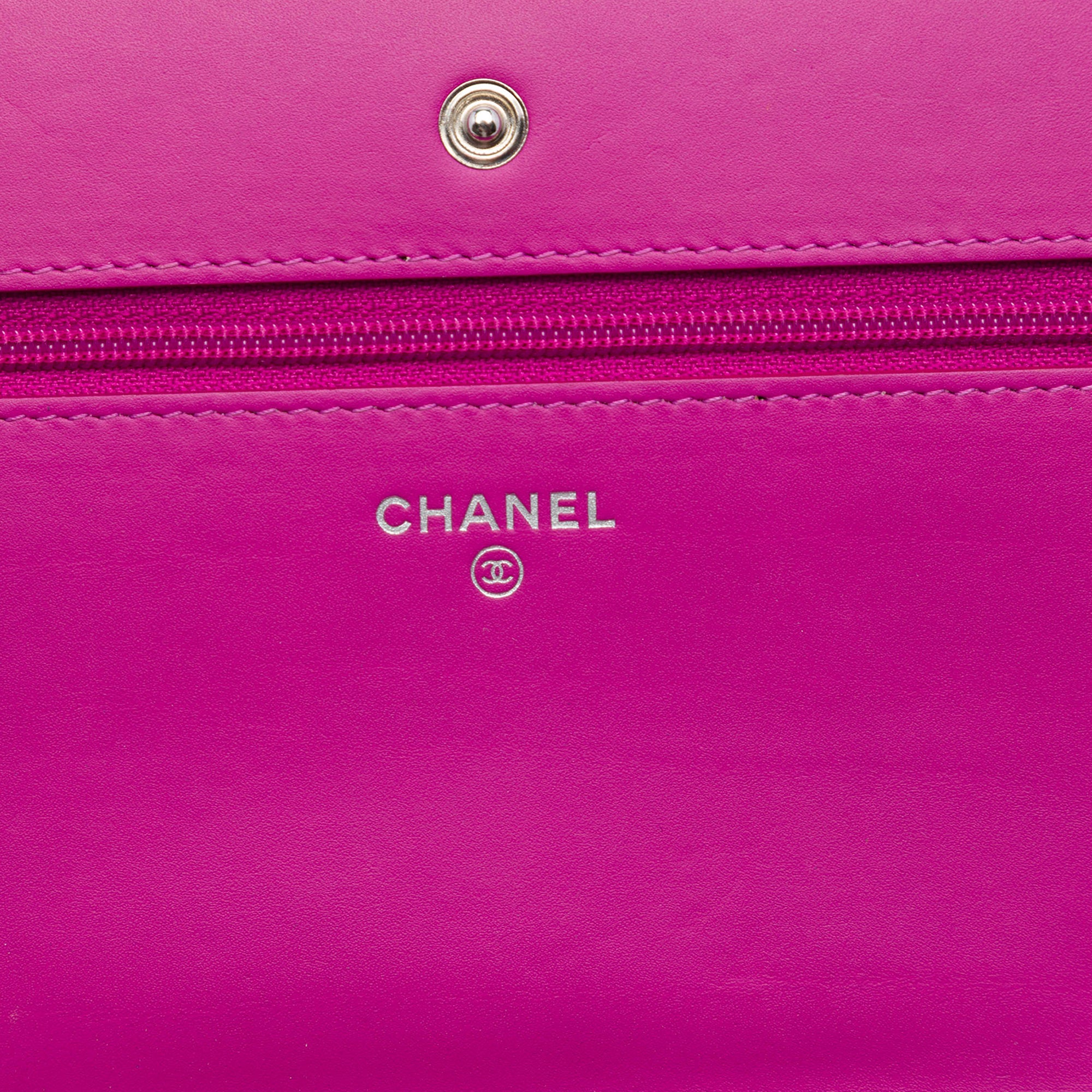 Chanel CC Patent Diamond Quilted Wallet On Chain - image 5