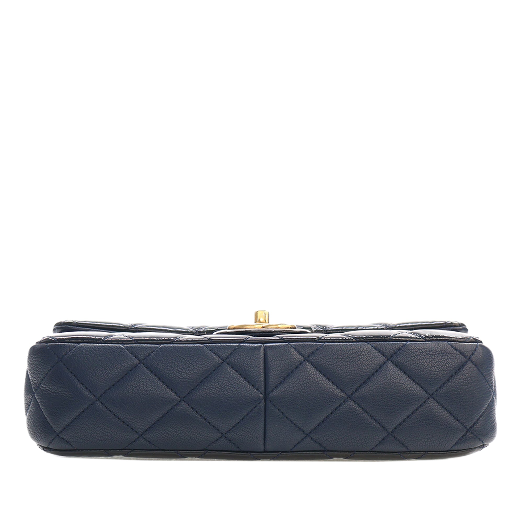 Chanel Paris Salzburg Medium Patent and Goatskin CC Eyelet Flap - image 7