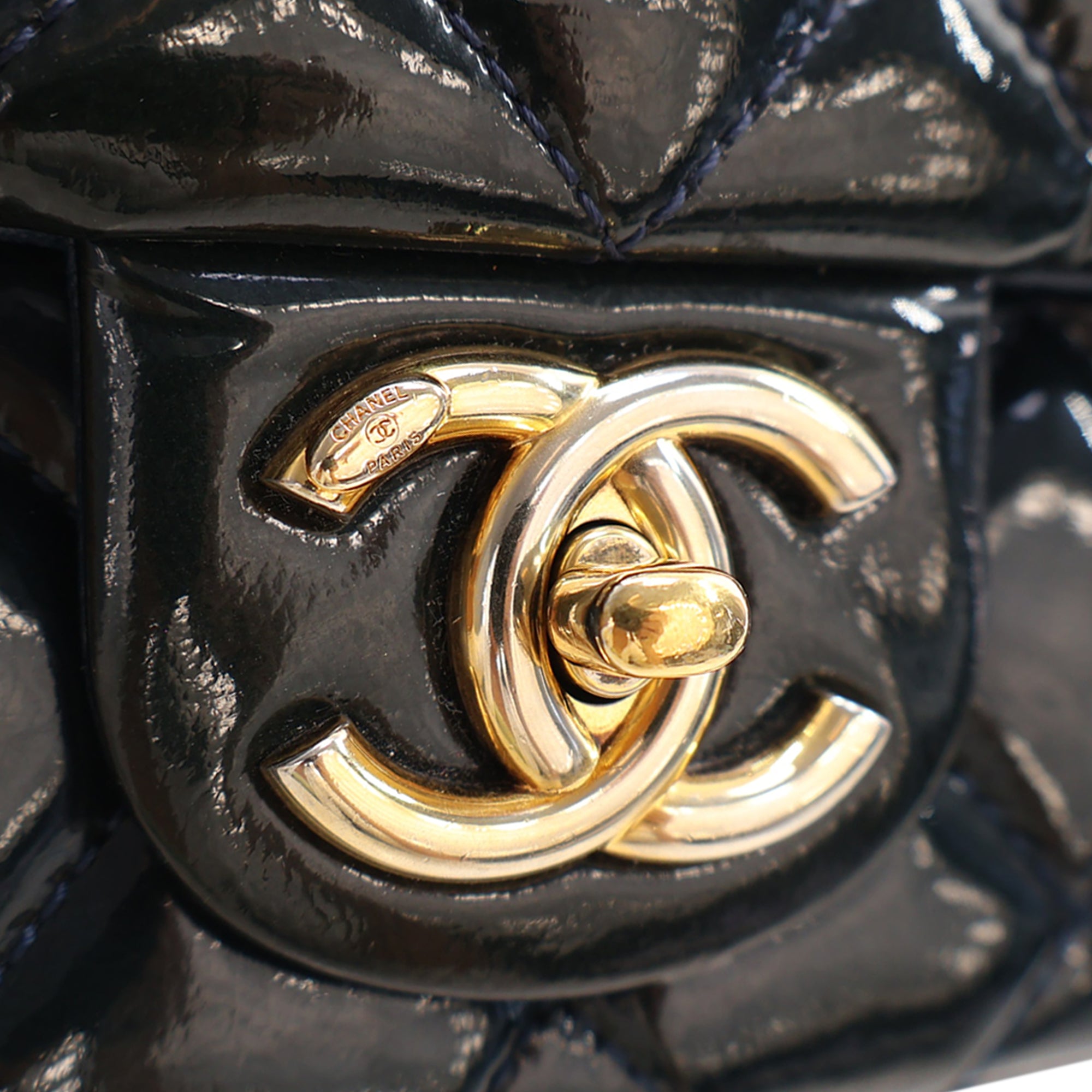 Chanel Paris Salzburg Medium Patent and Goatskin CC Eyelet Flap - image 9