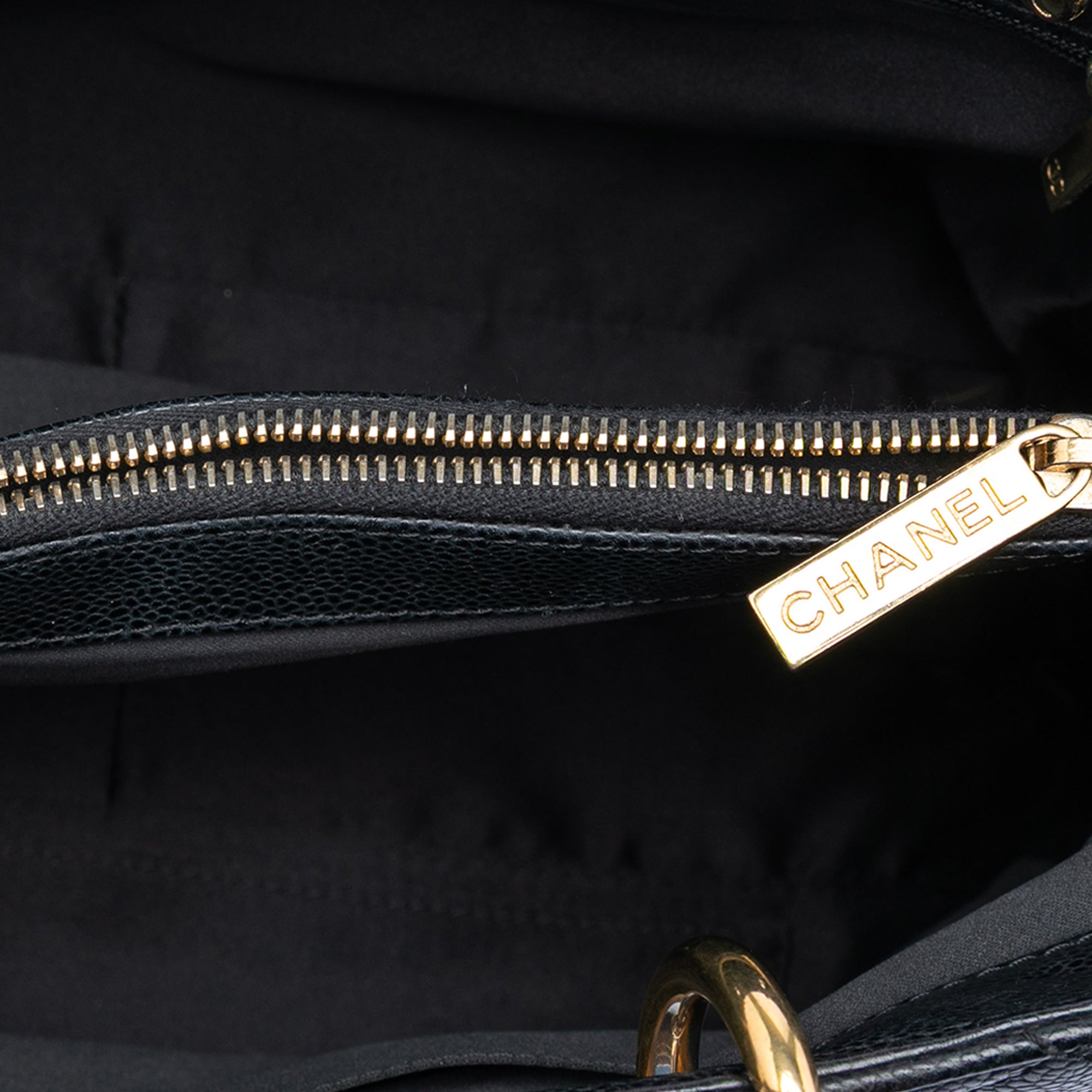 Chanel Caviar Grand Shopping Tote - image 4
