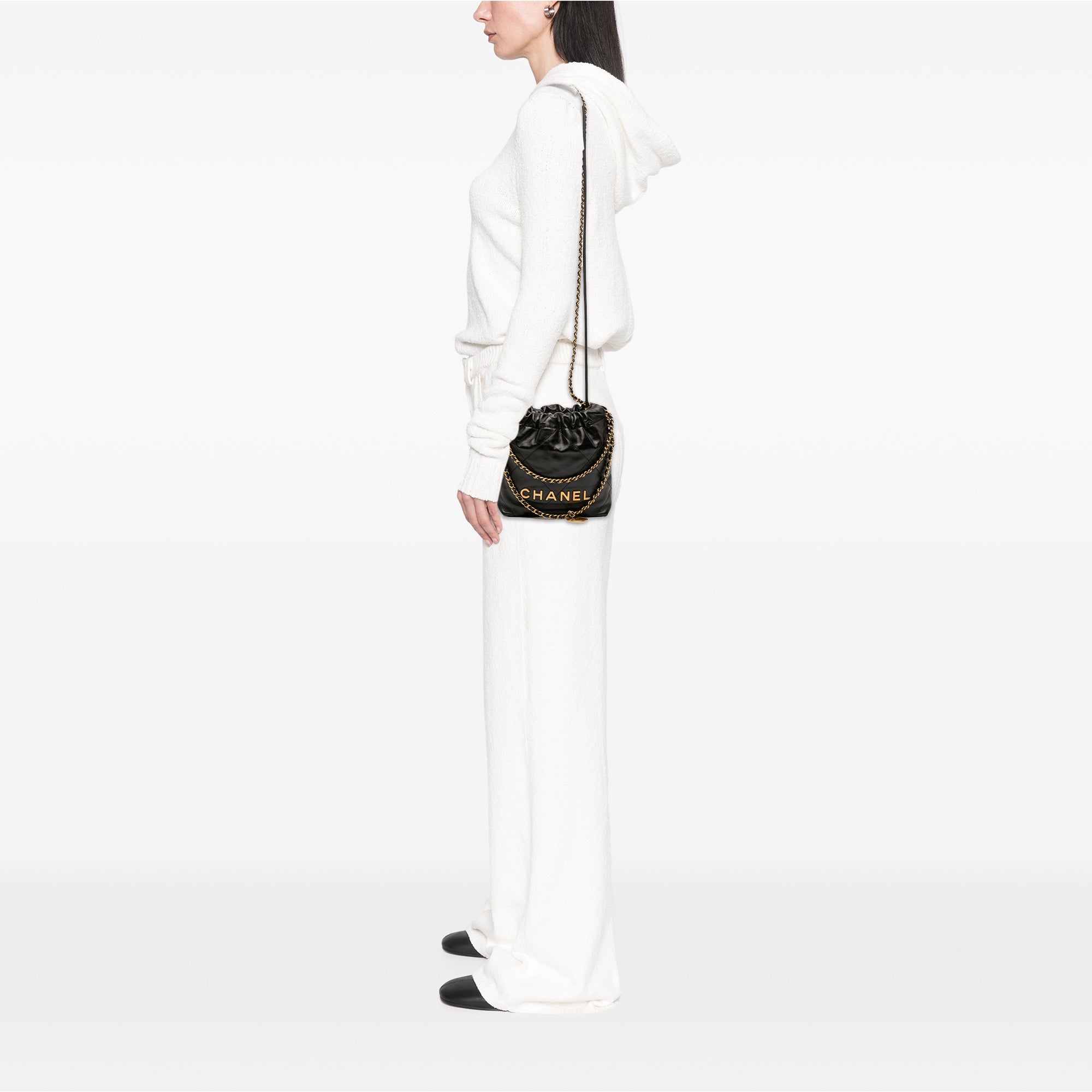 Chanel Mini Shiny Calfskin 22 Handbag - image 10