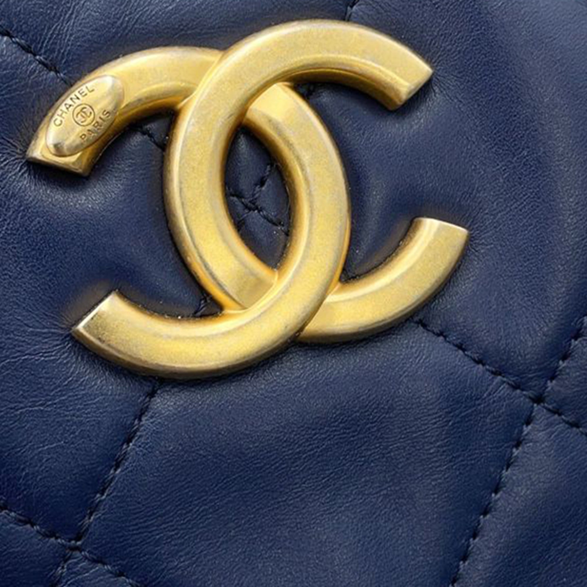Chanel CC Quilted Calfskin Front Pocket Shopping Bag - image 13