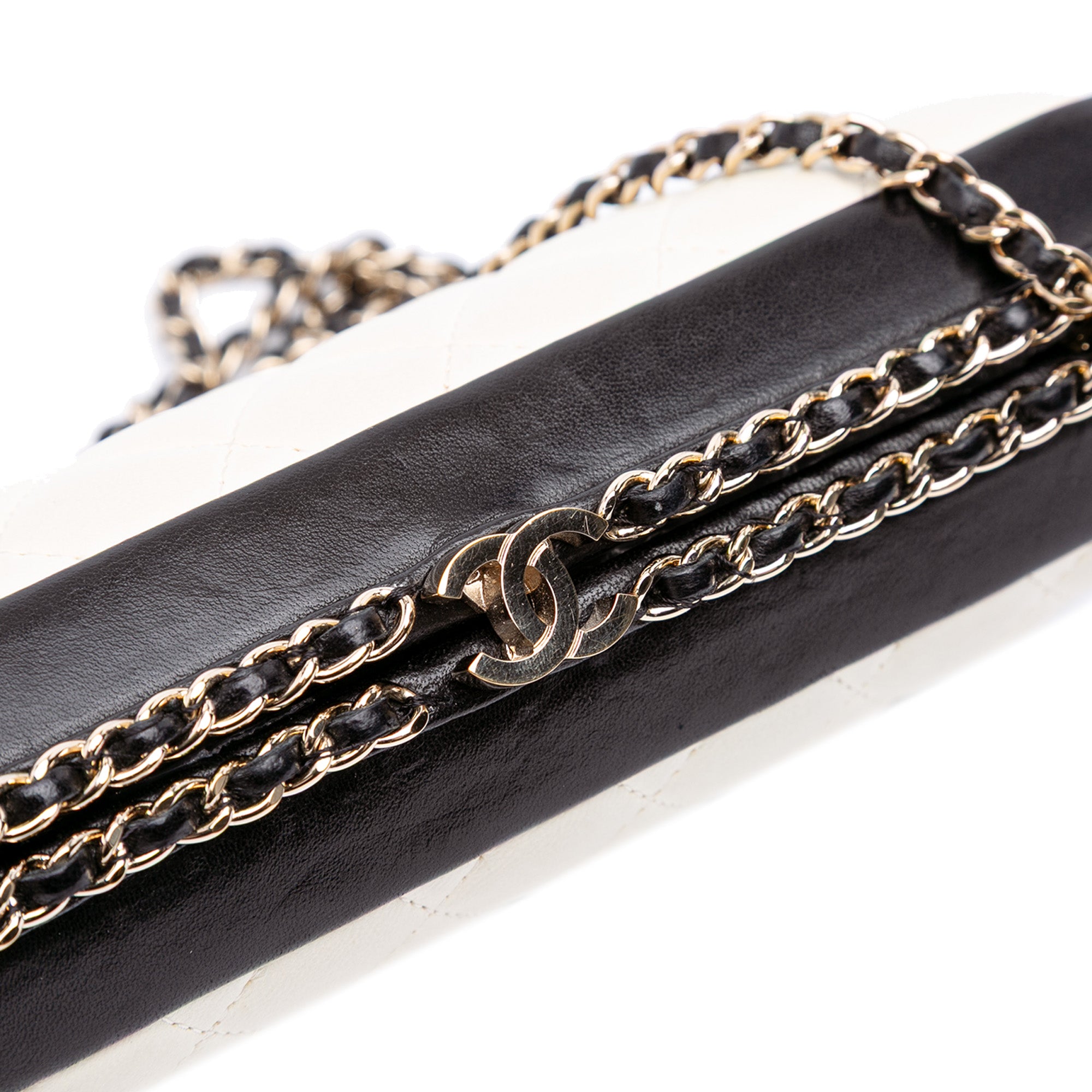 Chanel Bicolor Quilted Lambskin Chain Around Clutch - image 6