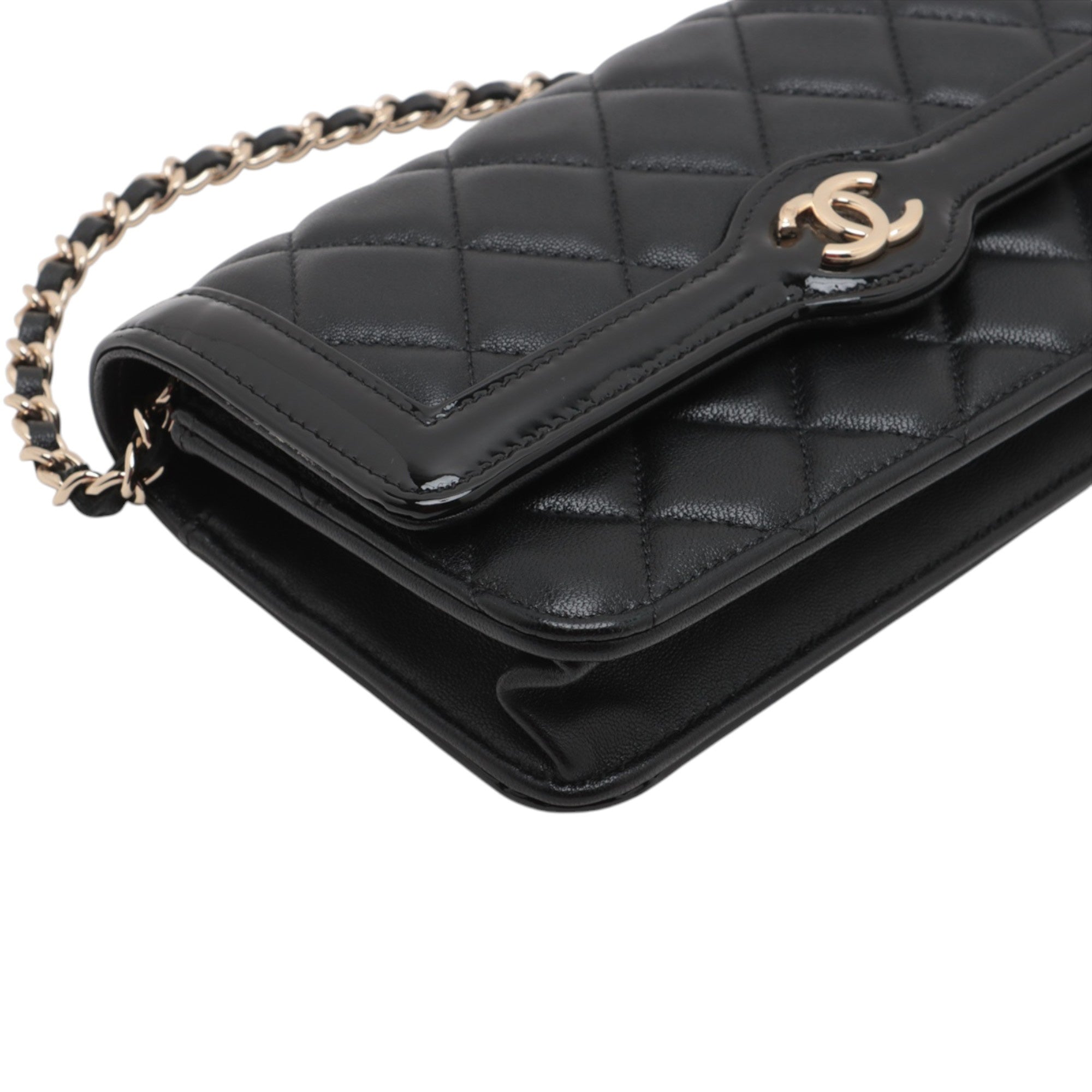 Chanel CC Quilted Lambskin and Patent Flap Phone Holder - image 8