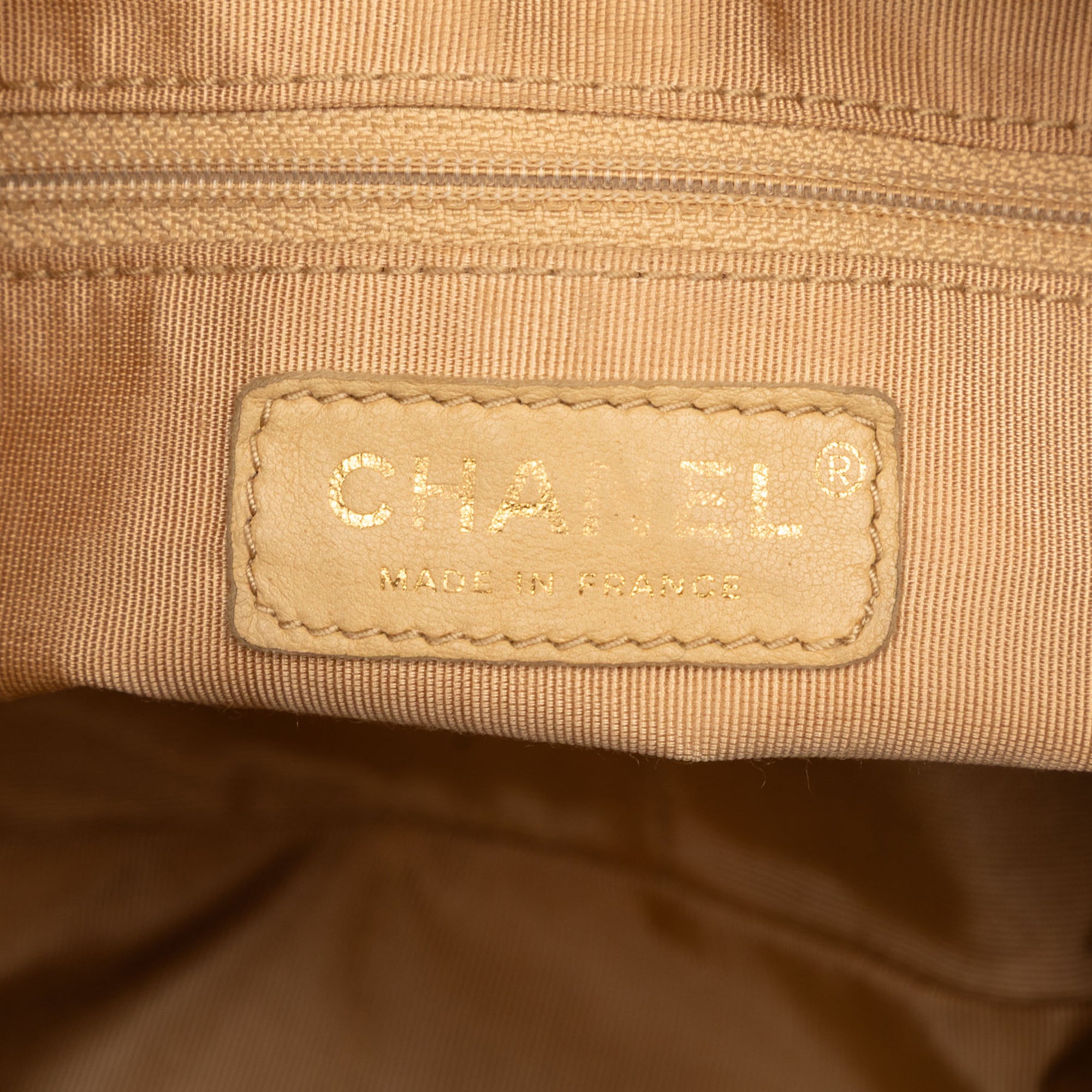Chanel CC Quilted Caviar Timeless Shoulder Bag - image 5