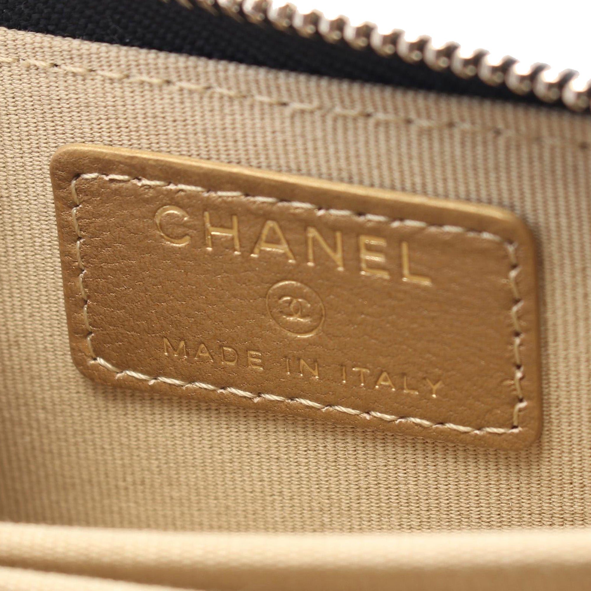 Chanel Mini Lambskin Pearl Crush Card Holder On Chain - image 6