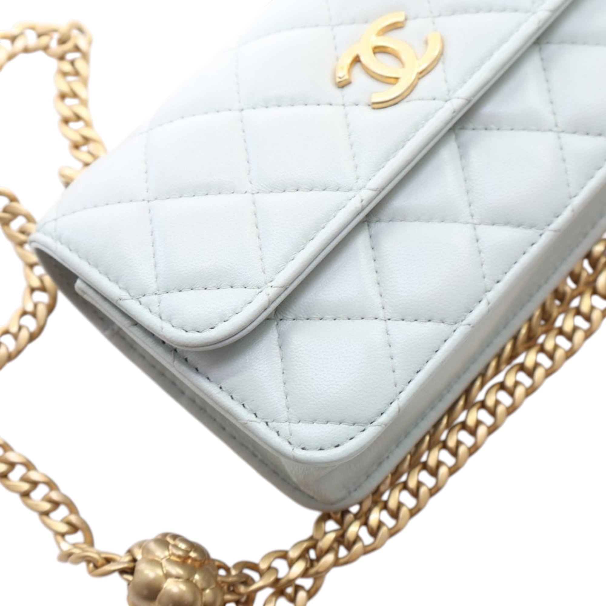 Chanel Mini CC Lambskin Camellia Crush Clutch With Chain - image 12