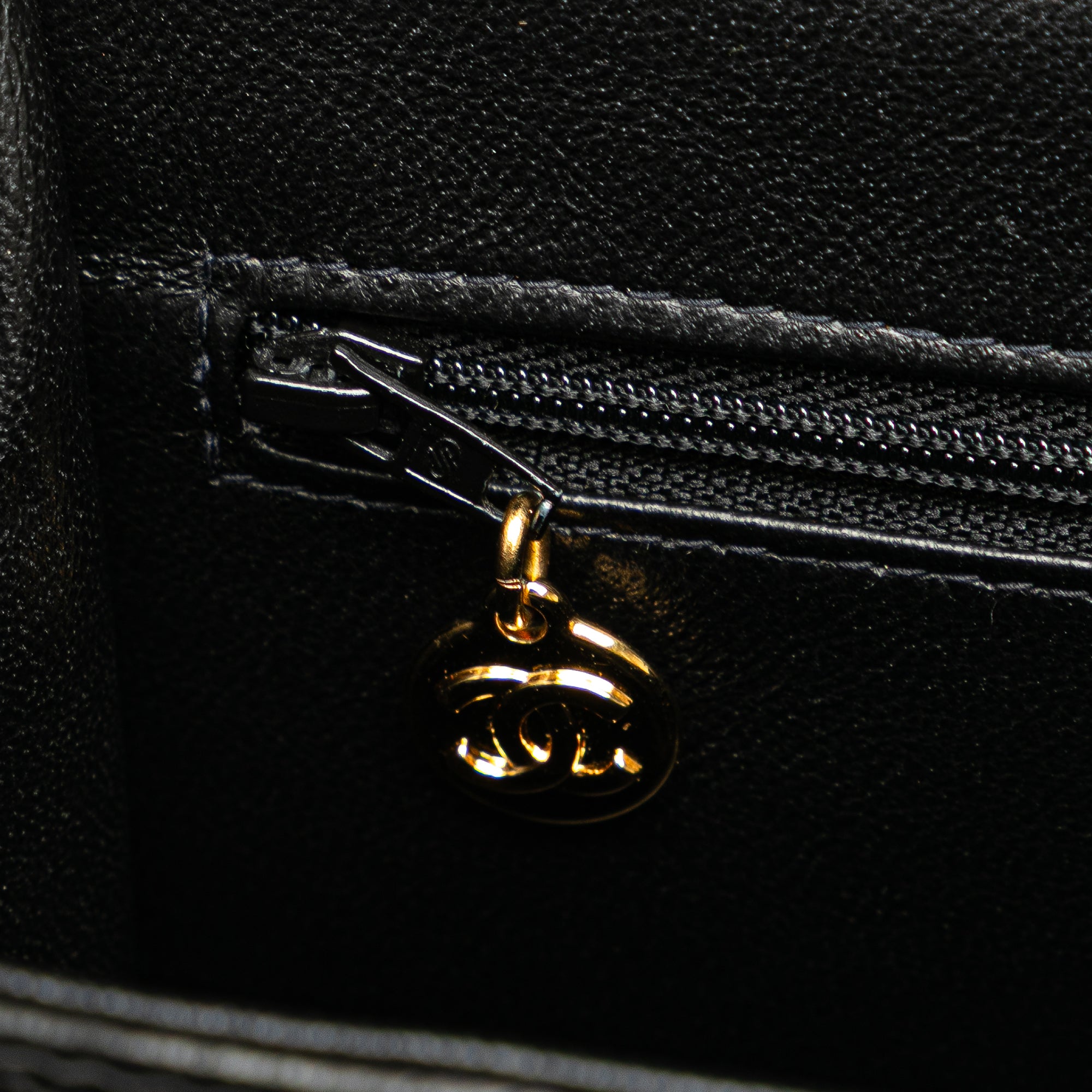 Chanel Jumbo Quilted Lambskin Double Sided Flap - image 9