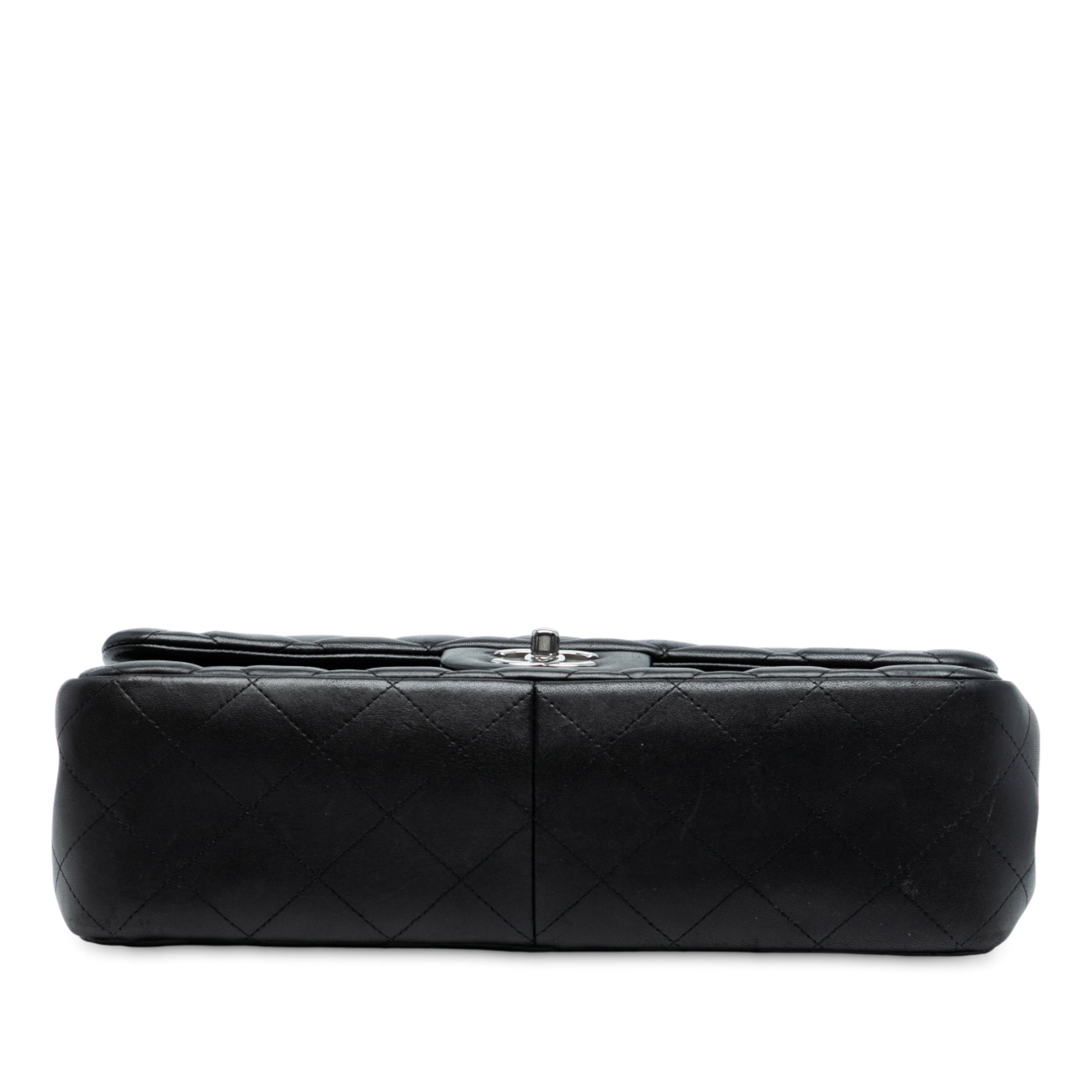 Chanel Jumbo Classic Lambskin Double Flap - image 3