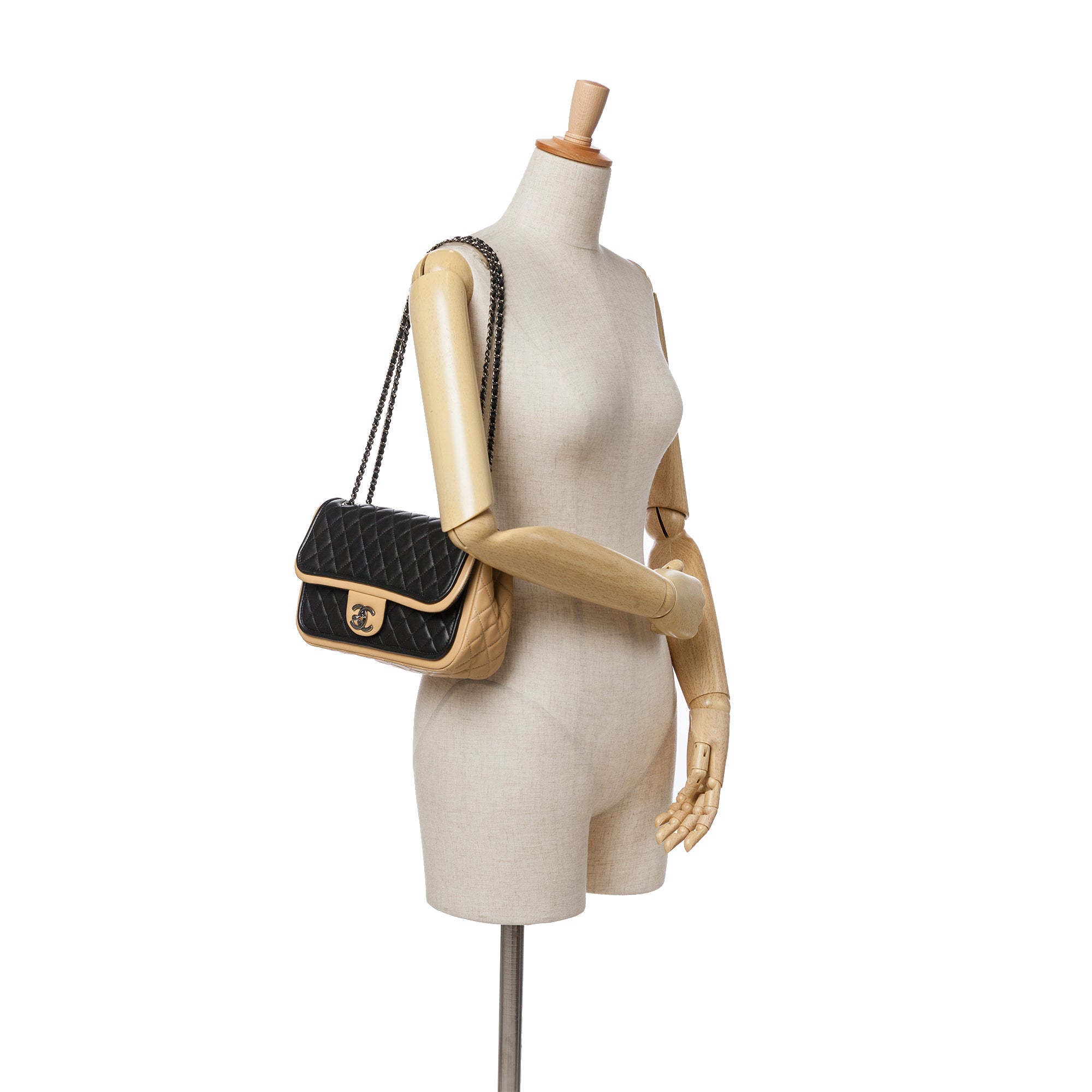 Chanel Medium Classic Bicolor Lambskin Twist Flap - image 10