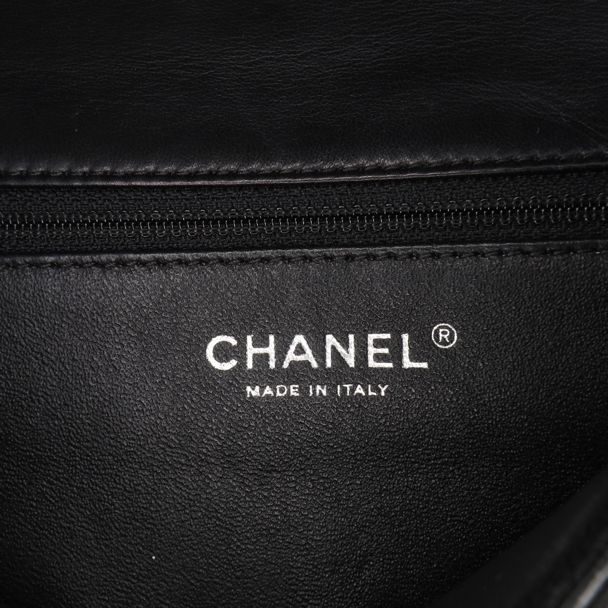 Chanel Medium Classic Bicolor Lambskin Twist Flap - image 5