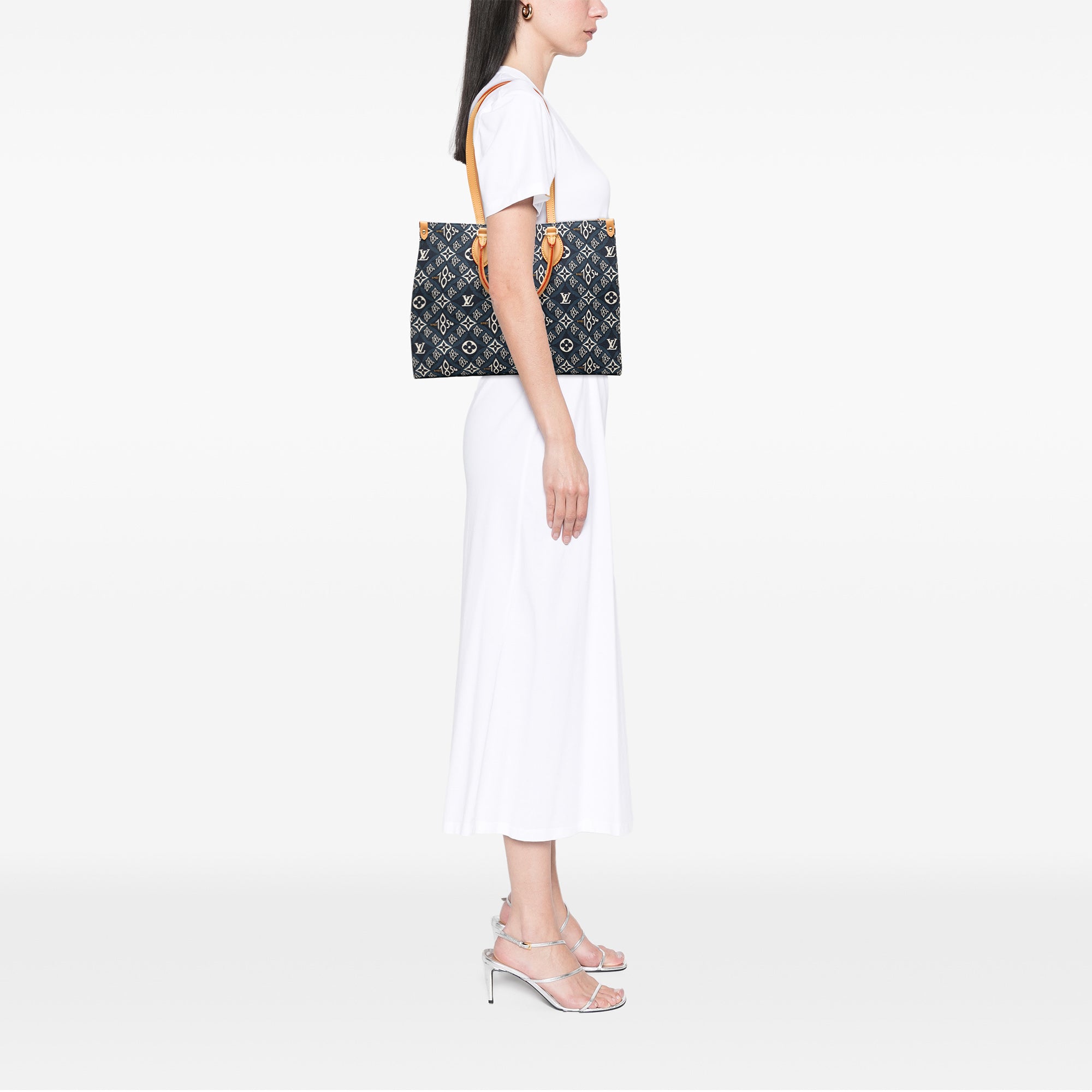 Louis Vuitton Monogram Jacquard Since 1854 OnTheGo MM - image 7