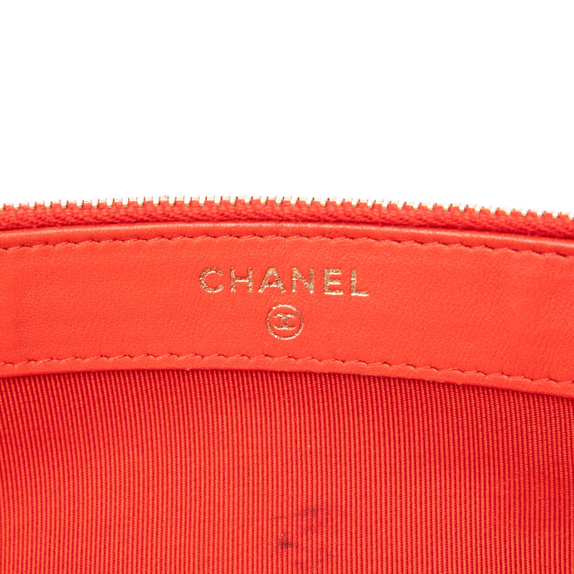 Chanel CC Quilted Lambskin Double Zip Clutch With Chain - image 5
