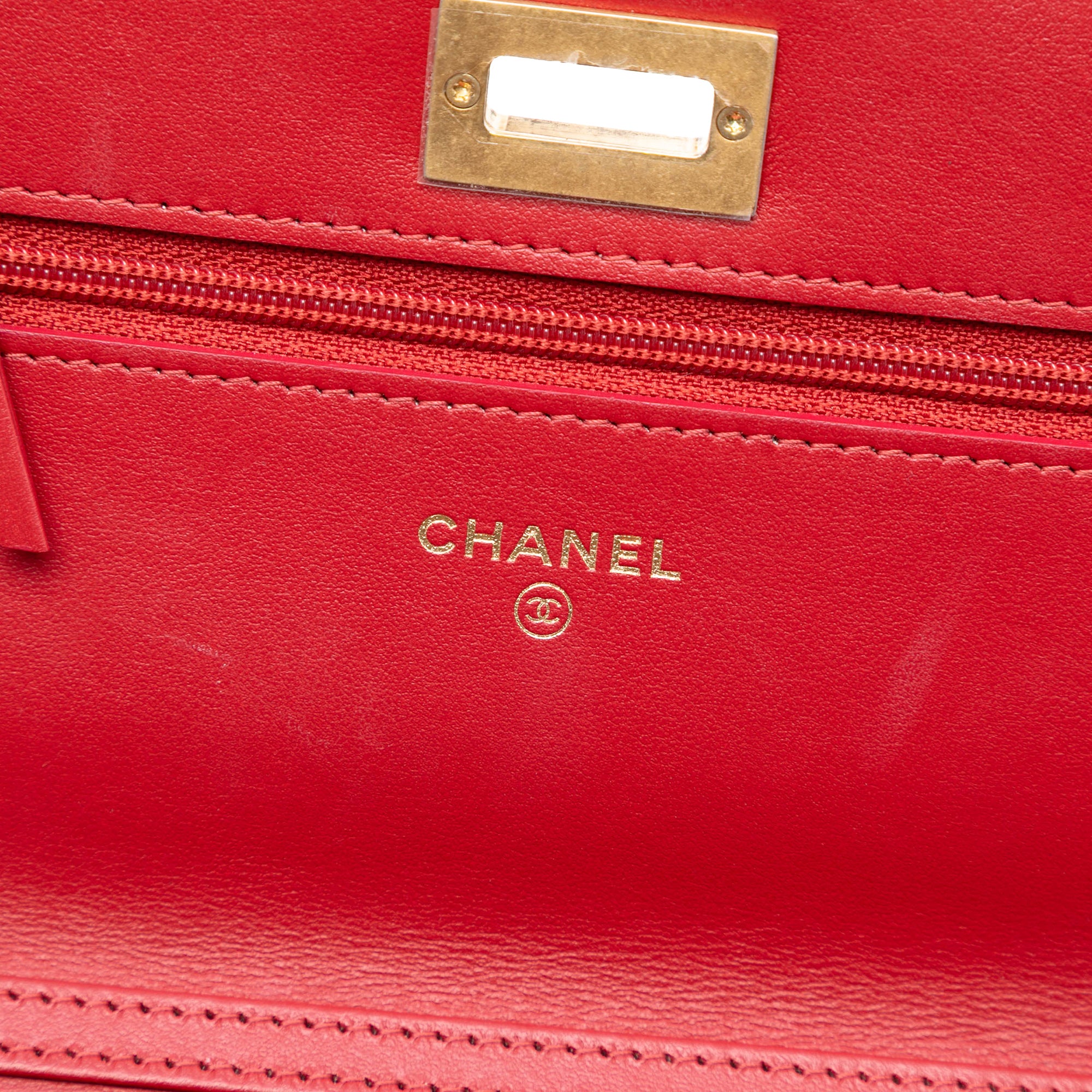 Chanel Quilted Tweed Reissue 2.55 Wallet On Chain - image 5
