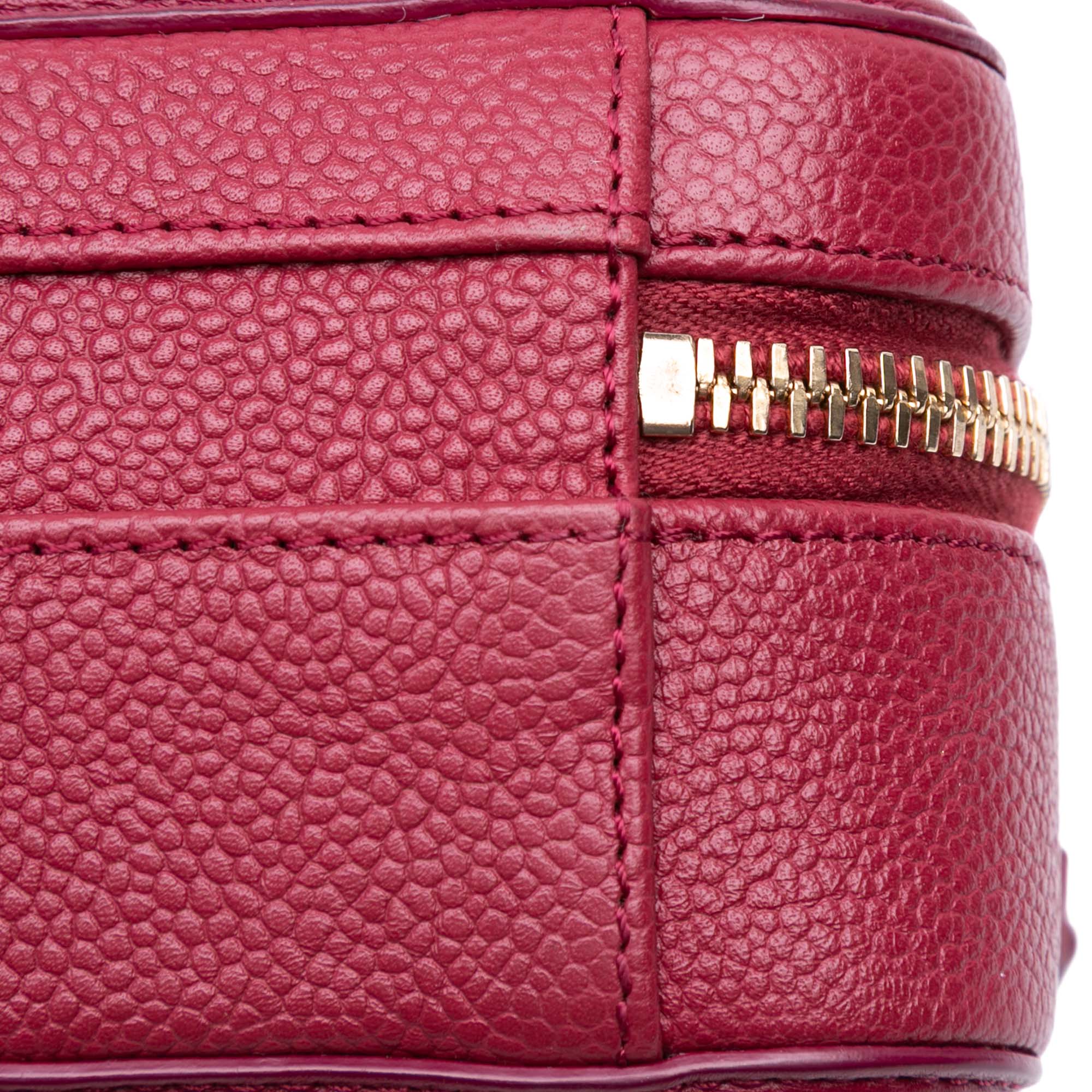 Chanel Small Caviar Filigree Vanity Case - image 10