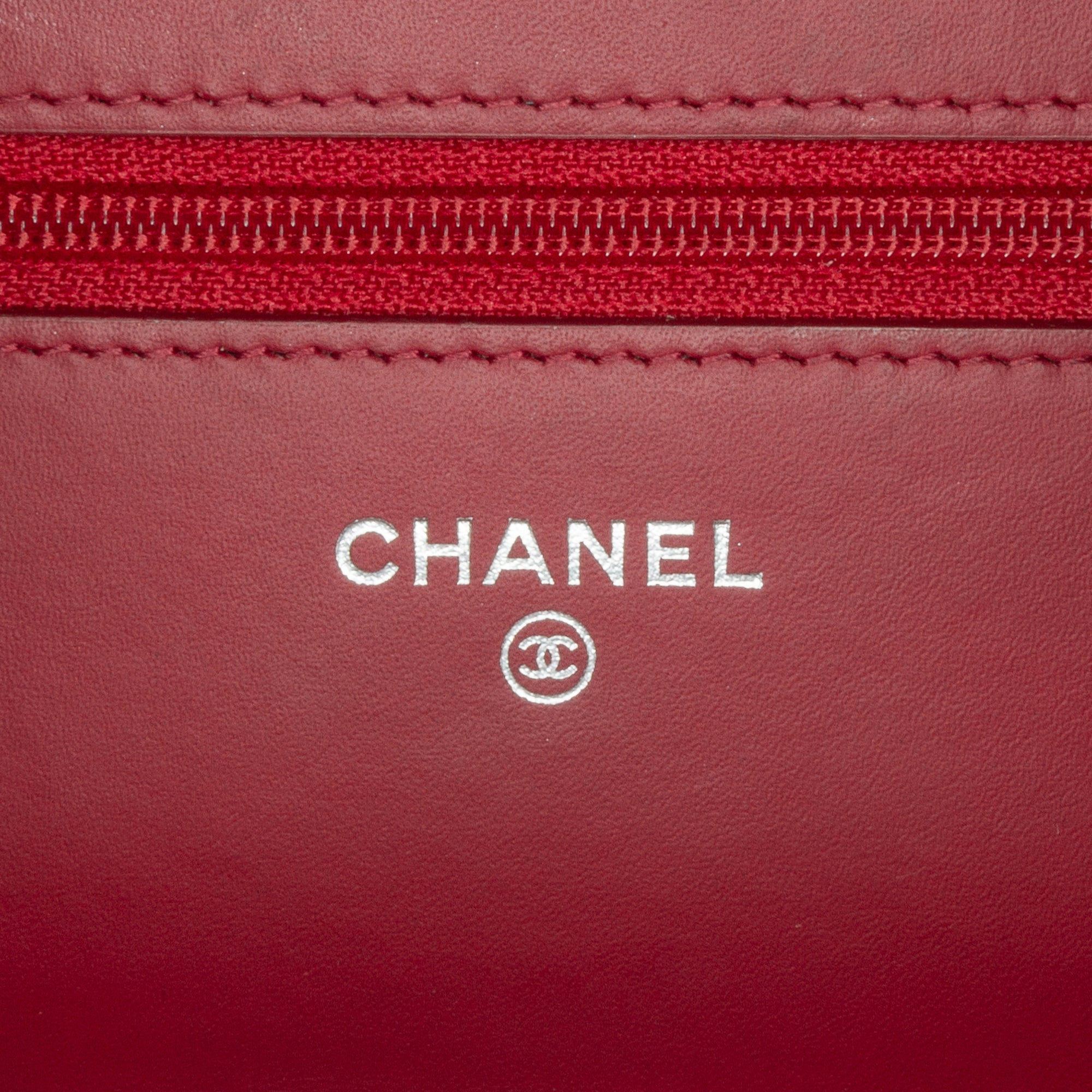 Chanel Paris Dallas CC Quilted Patent Goatskin Wallet on Chain - image 7