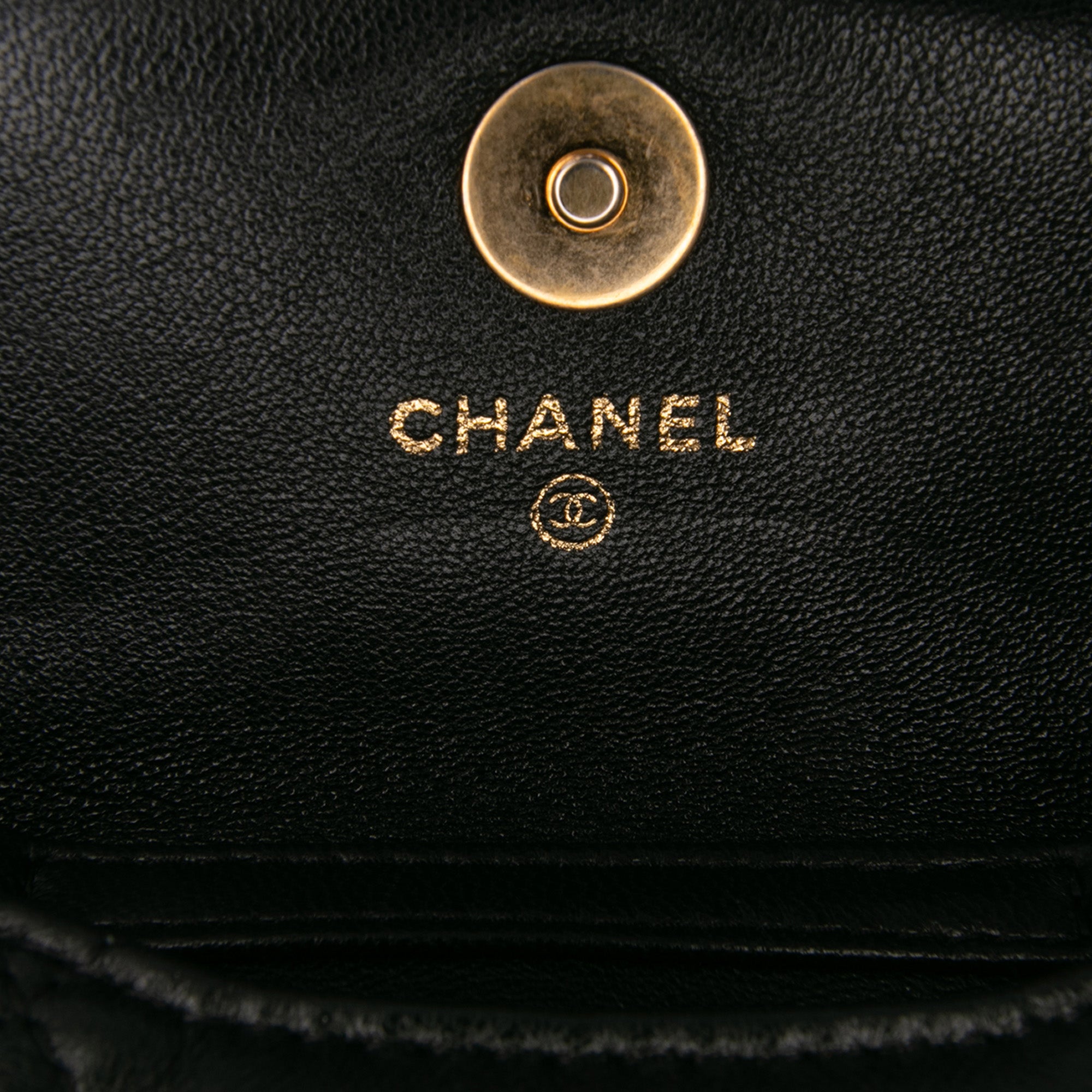 Chanel Quilted Lambskin 19 Flap Coin Purse With Chain - image 5