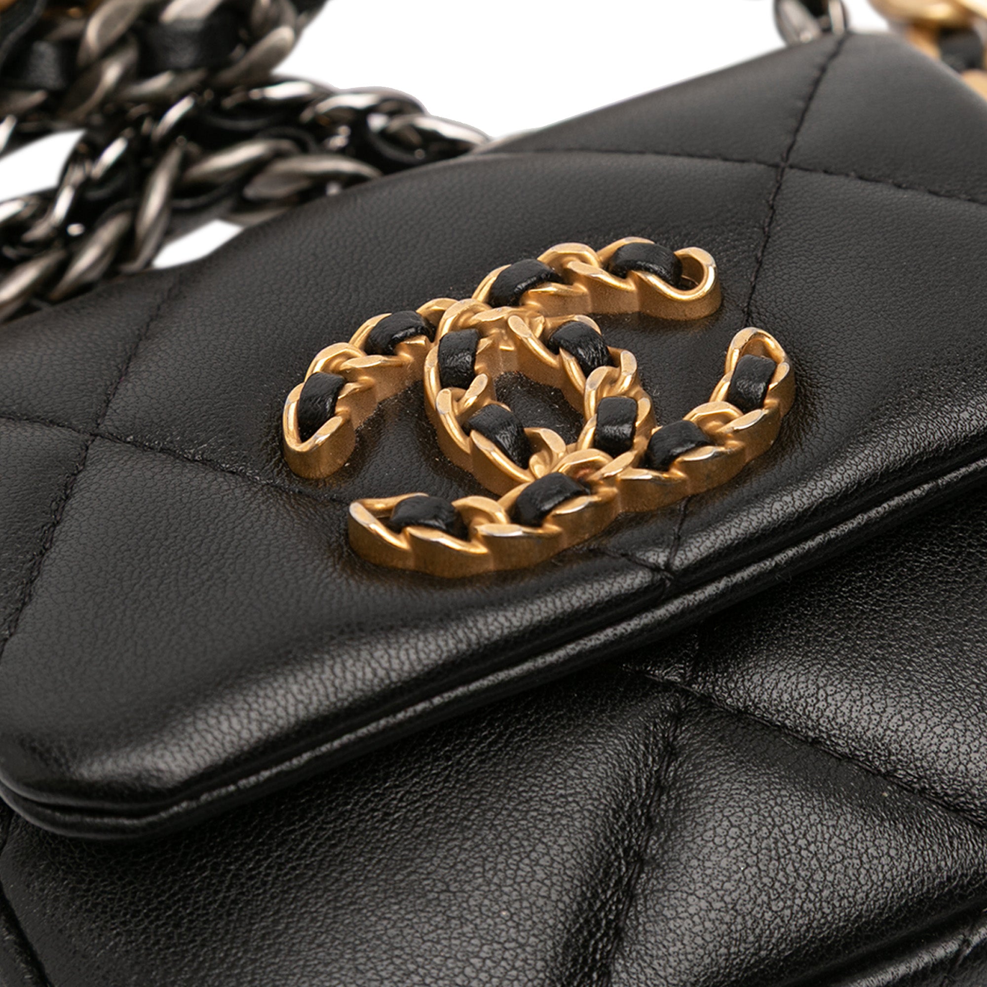 Chanel Quilted Lambskin 19 Flap Coin Purse With Chain - image 7