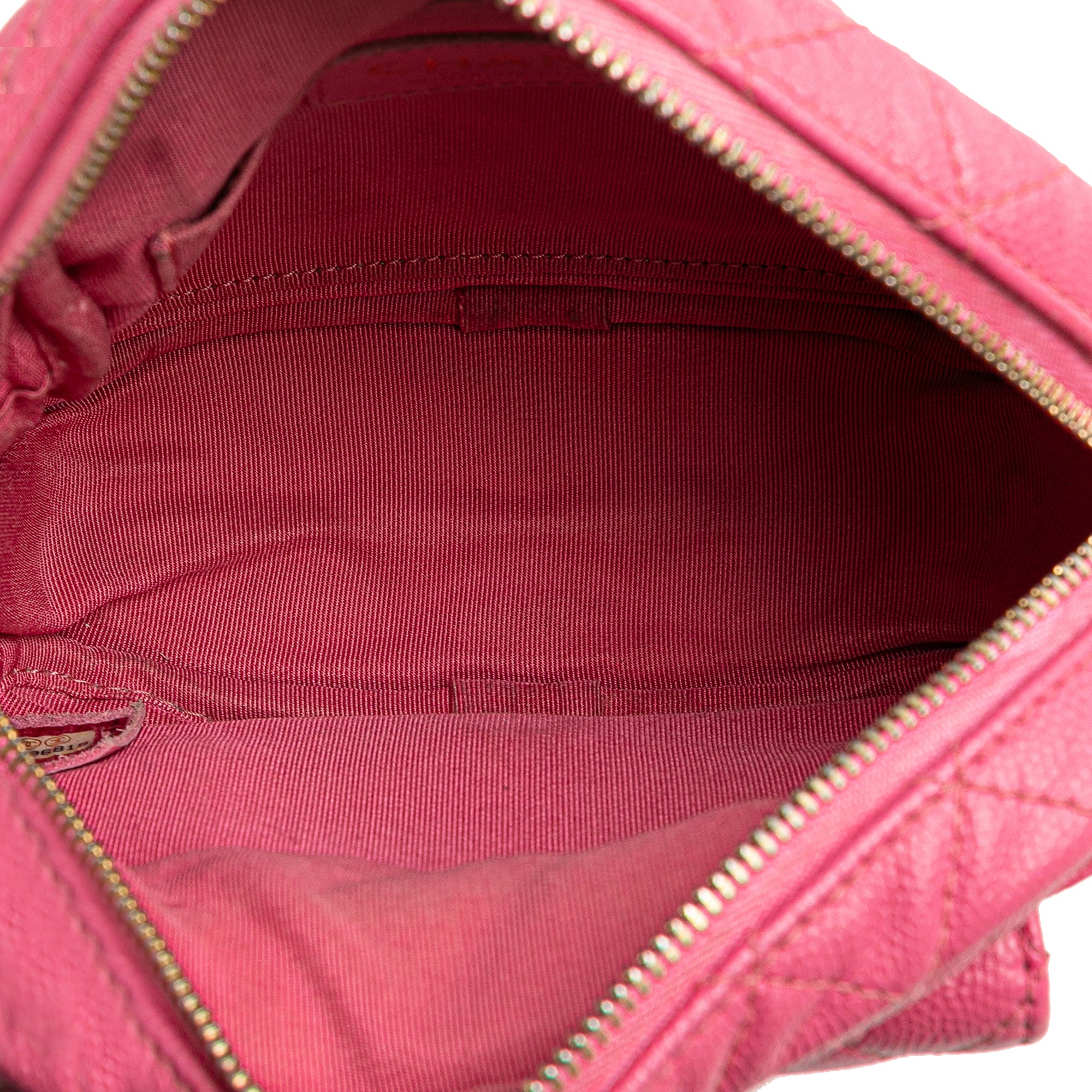 Chanel Quilted Caviar CC Day Camera Bag - image 4