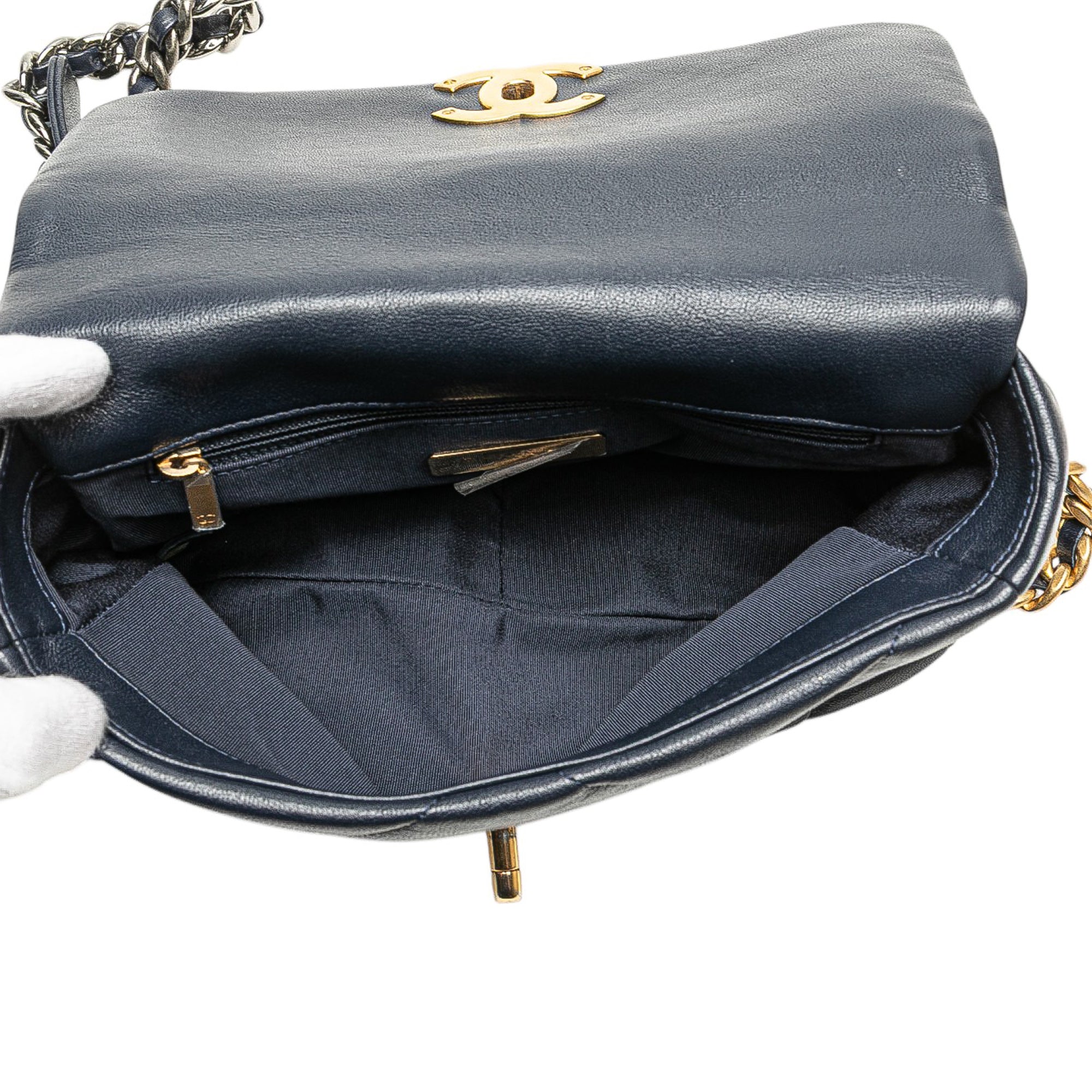 Chanel Medium Lambskin 19 Flap - image 4