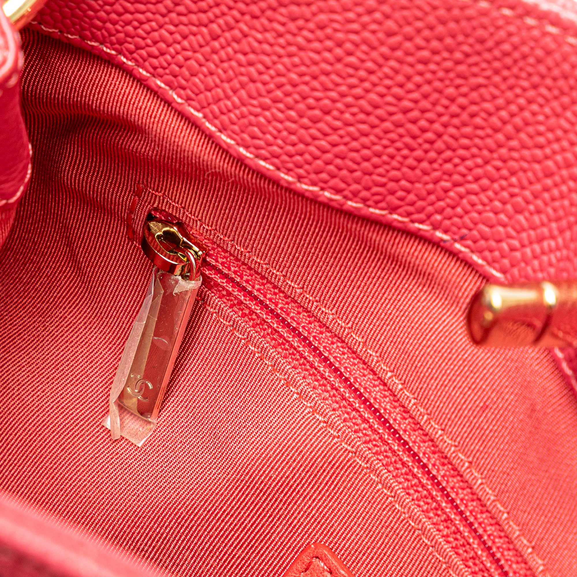 Chanel Small Quilted Caviar City Walk Hobo - image 7