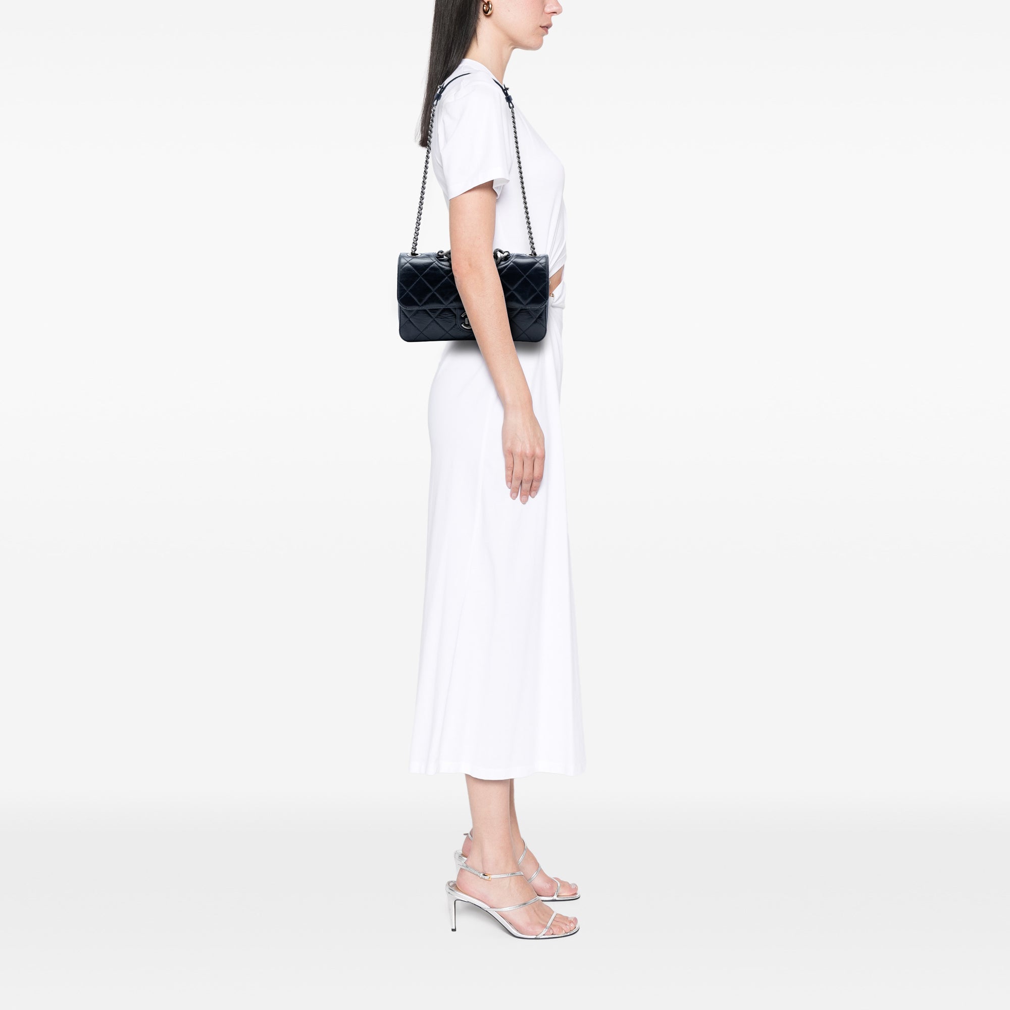 Chanel Medium Quilted Glazed Calfskin Perfect Edge Flap - image 7