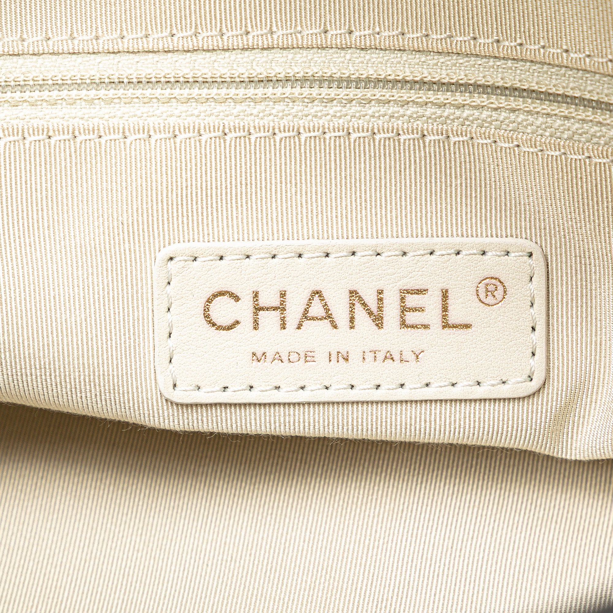 Chanel CC Quilted Lambskin Tweedy Bowler Bag - image 5