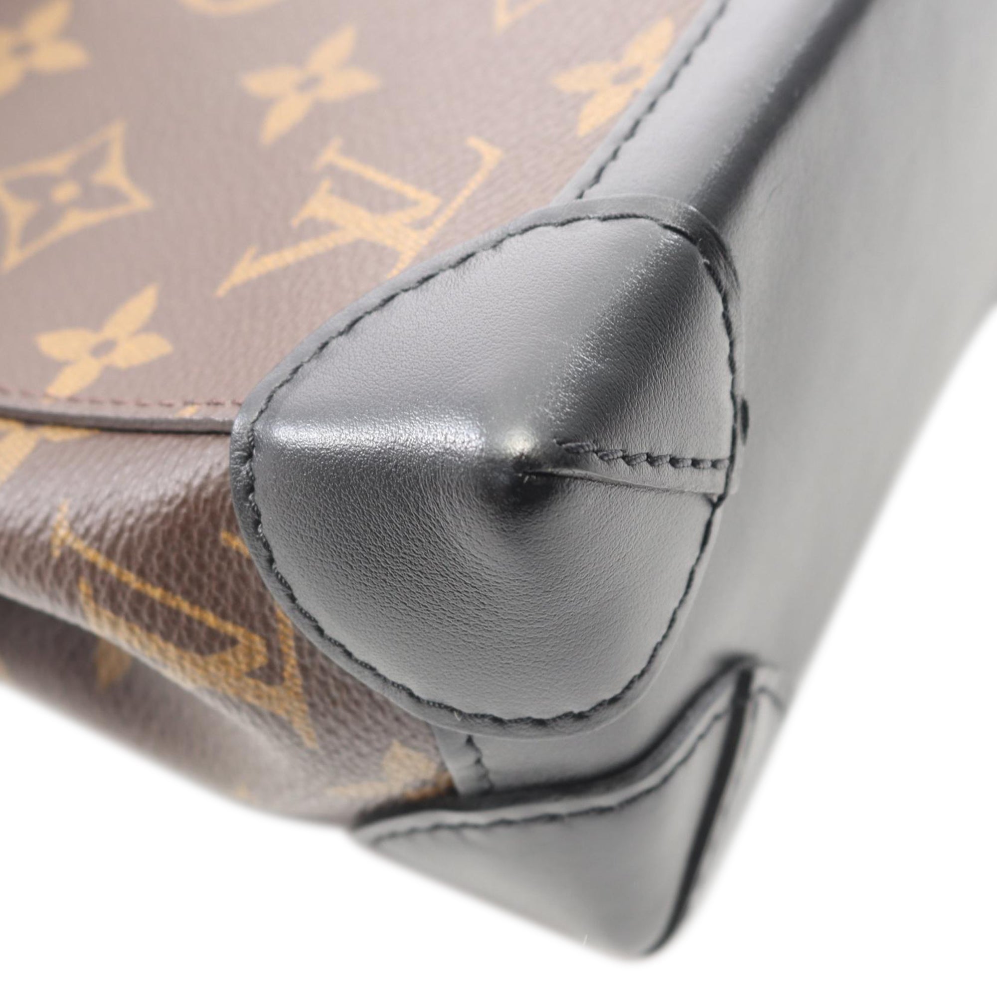 Louis Vuitton Monogram Zoom with Friends Steamer XS - image 8