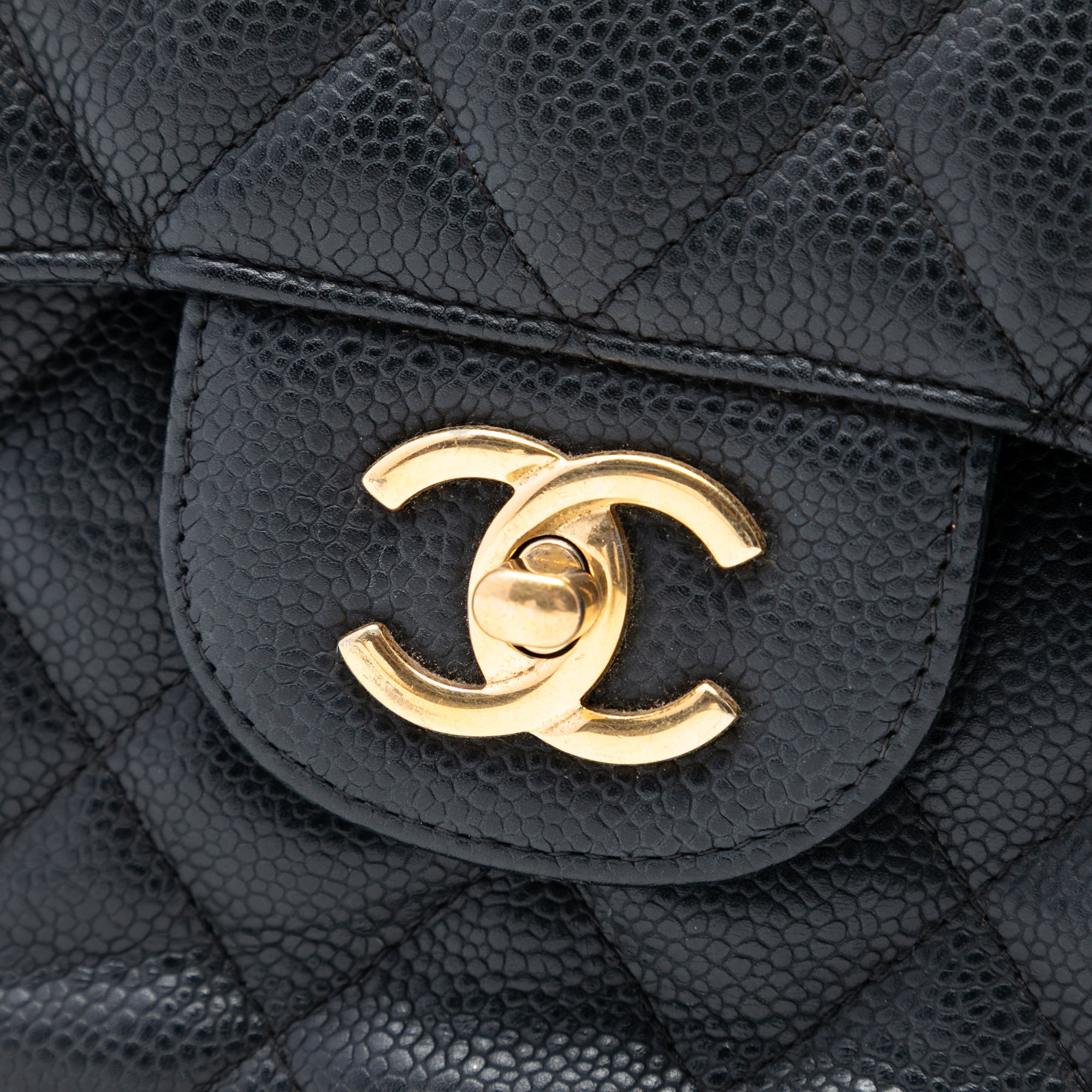 Chanel Jumbo Classic Caviar Double Flap - image 6