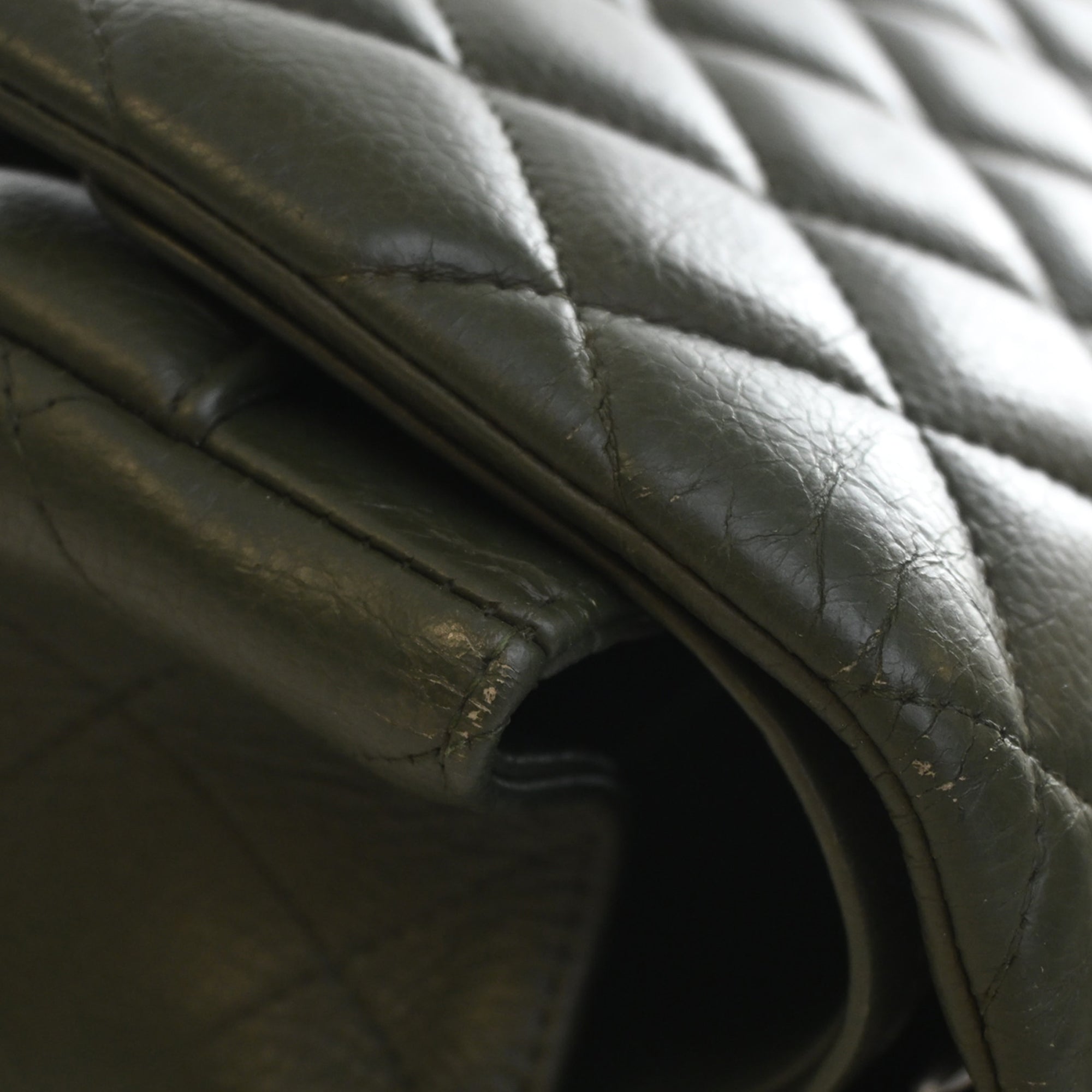 Chanel Jumbo Classic Caviar Double Flap - image 9