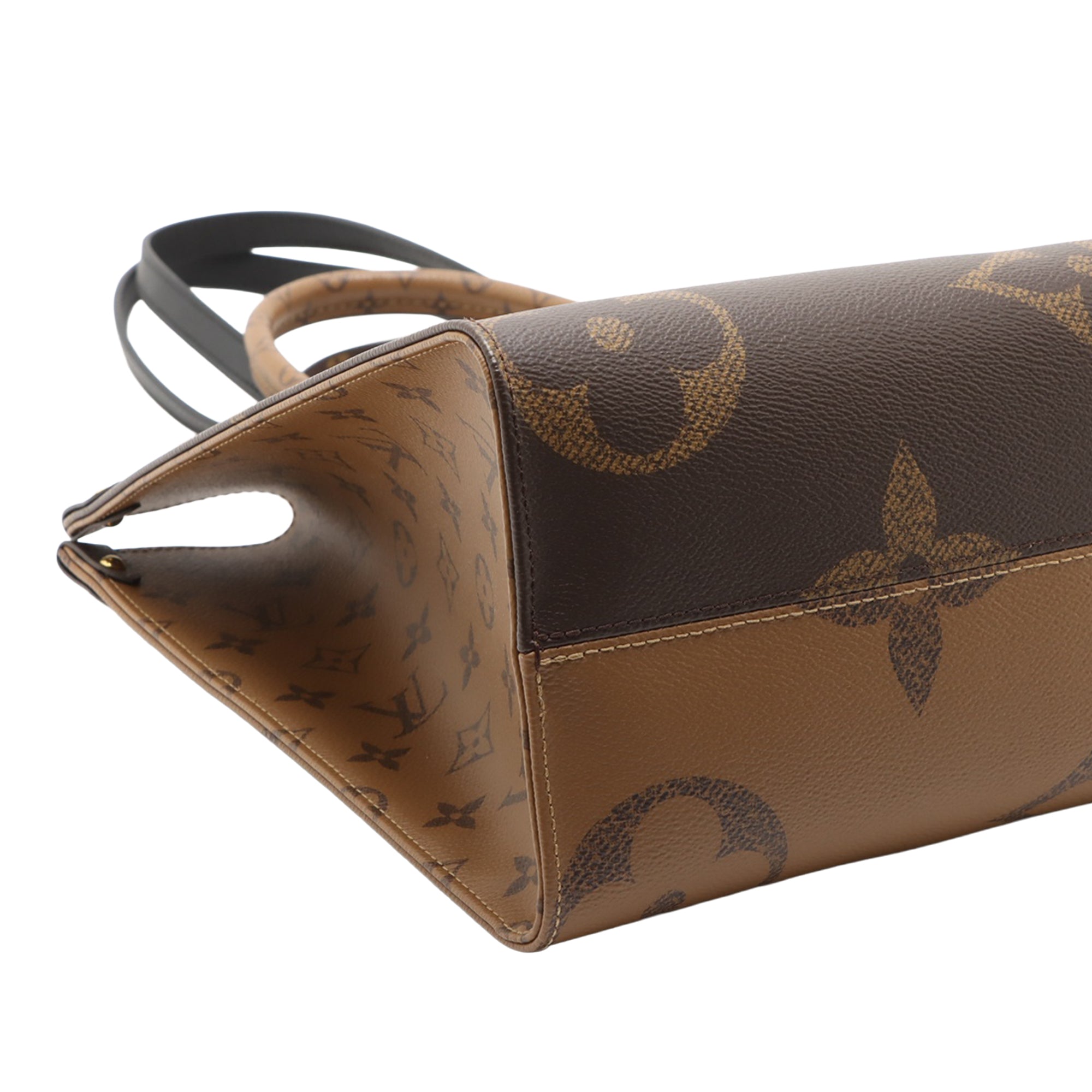 Louis Vuitton Monogram Reverse Giant OnTheGo MM - image 3
