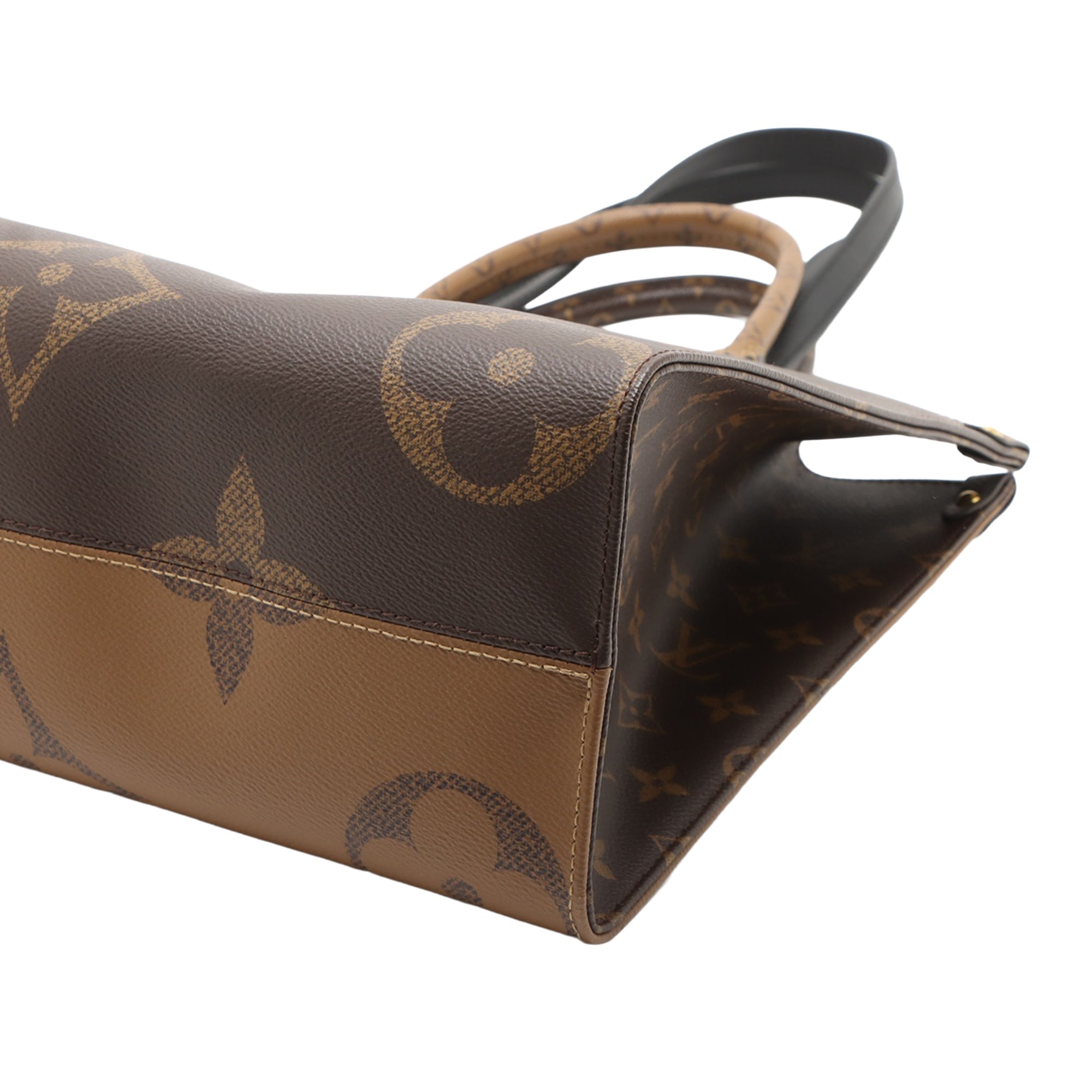 Louis Vuitton Monogram Reverse Giant OnTheGo MM - image 4