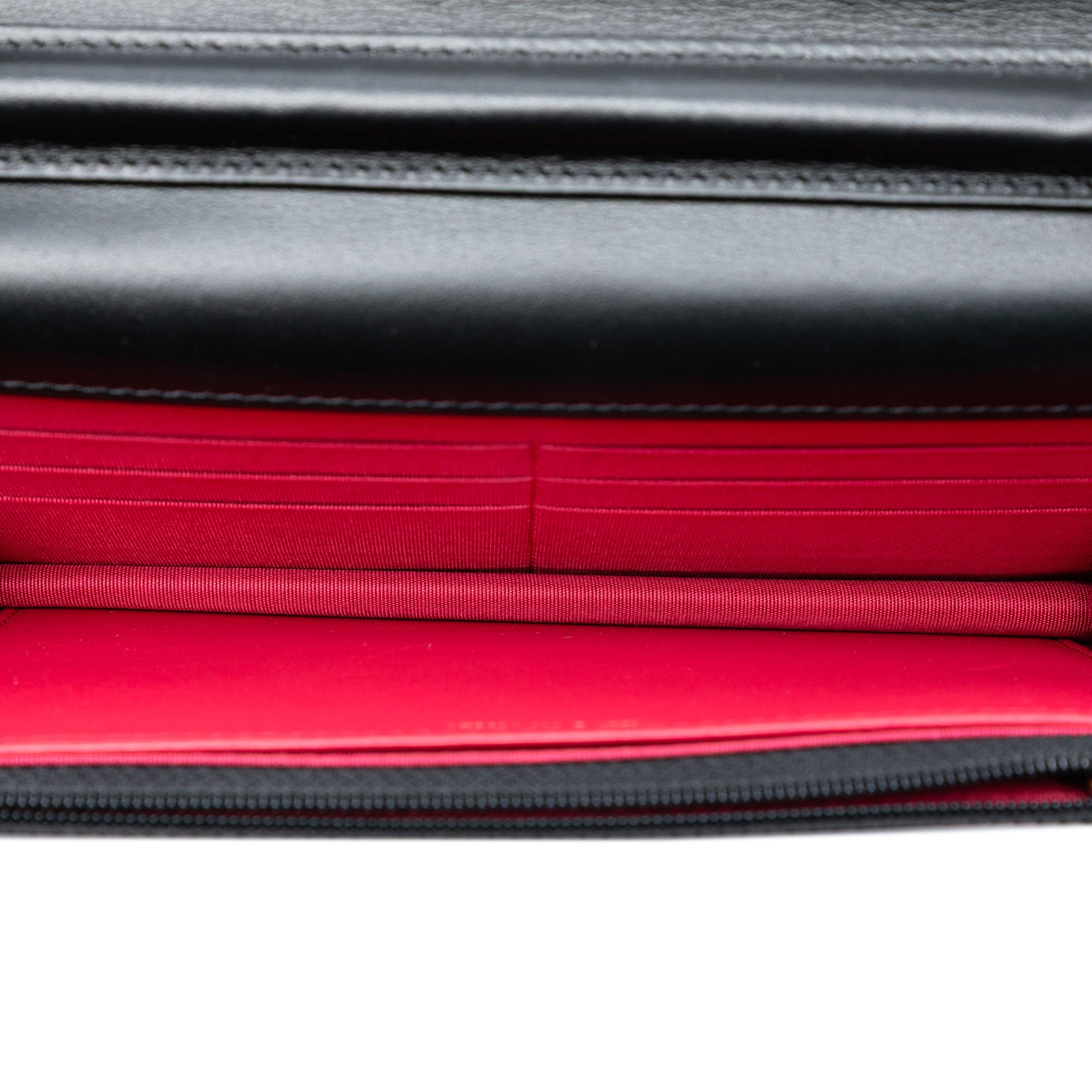 Chanel CC Shiny Aged Calfskin Wallet On Chain - image 4