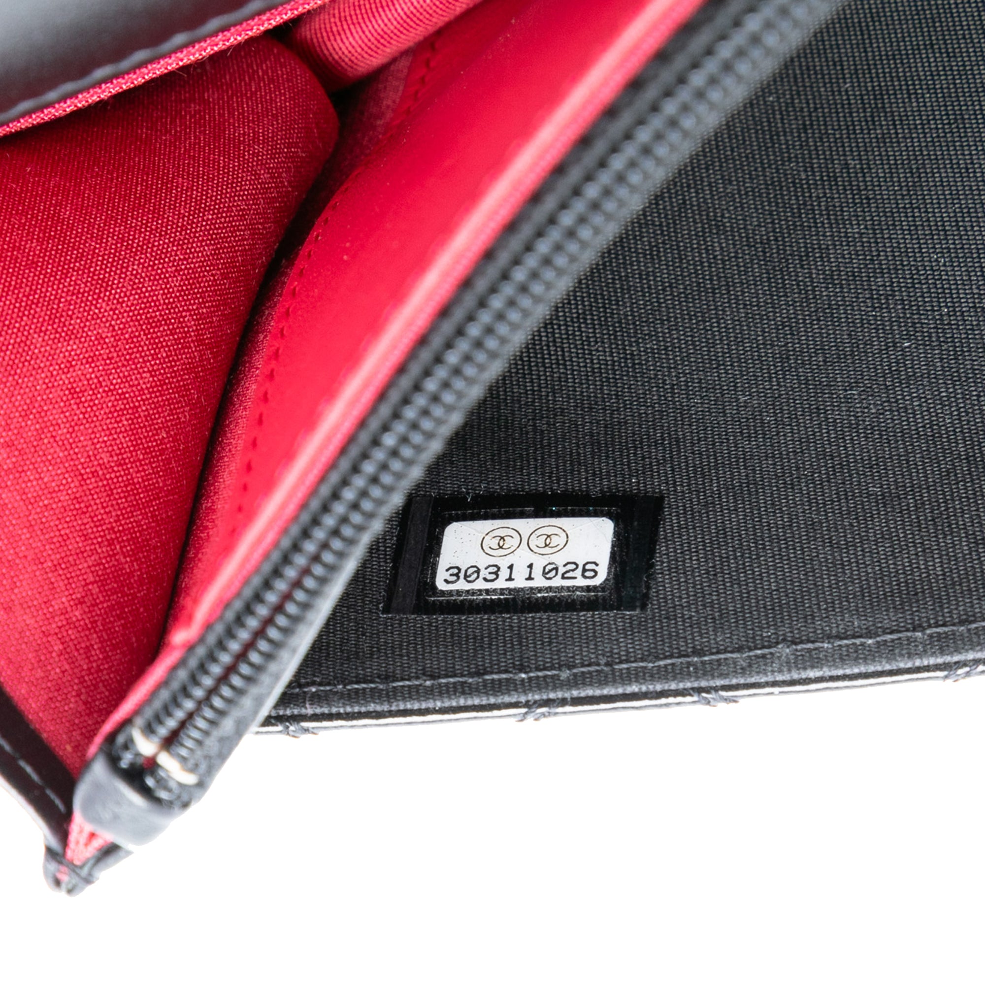 Chanel CC Shiny Aged Calfskin Wallet On Chain - image 5