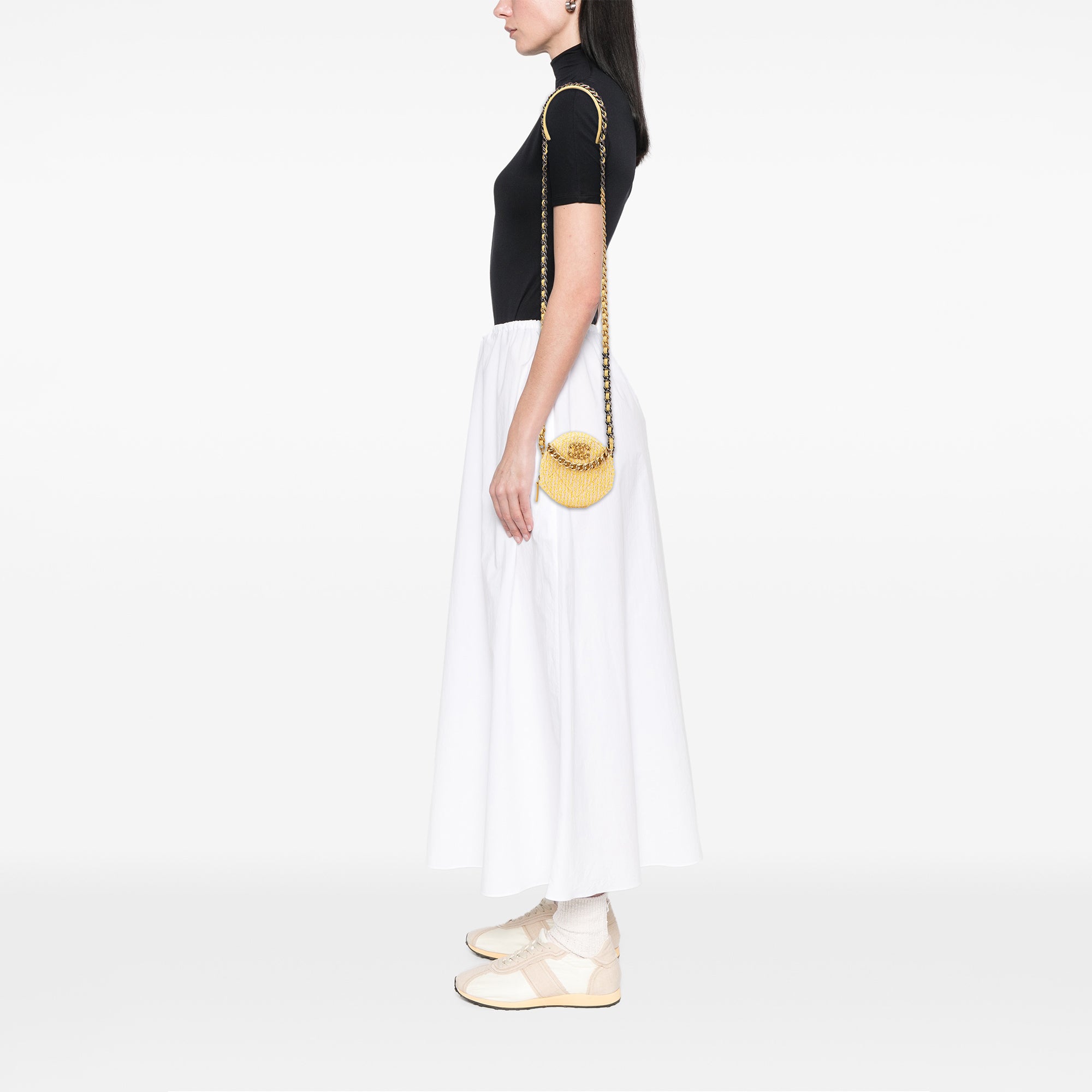 Chanel Tweed 19 Round Clutch with Chain - image 9