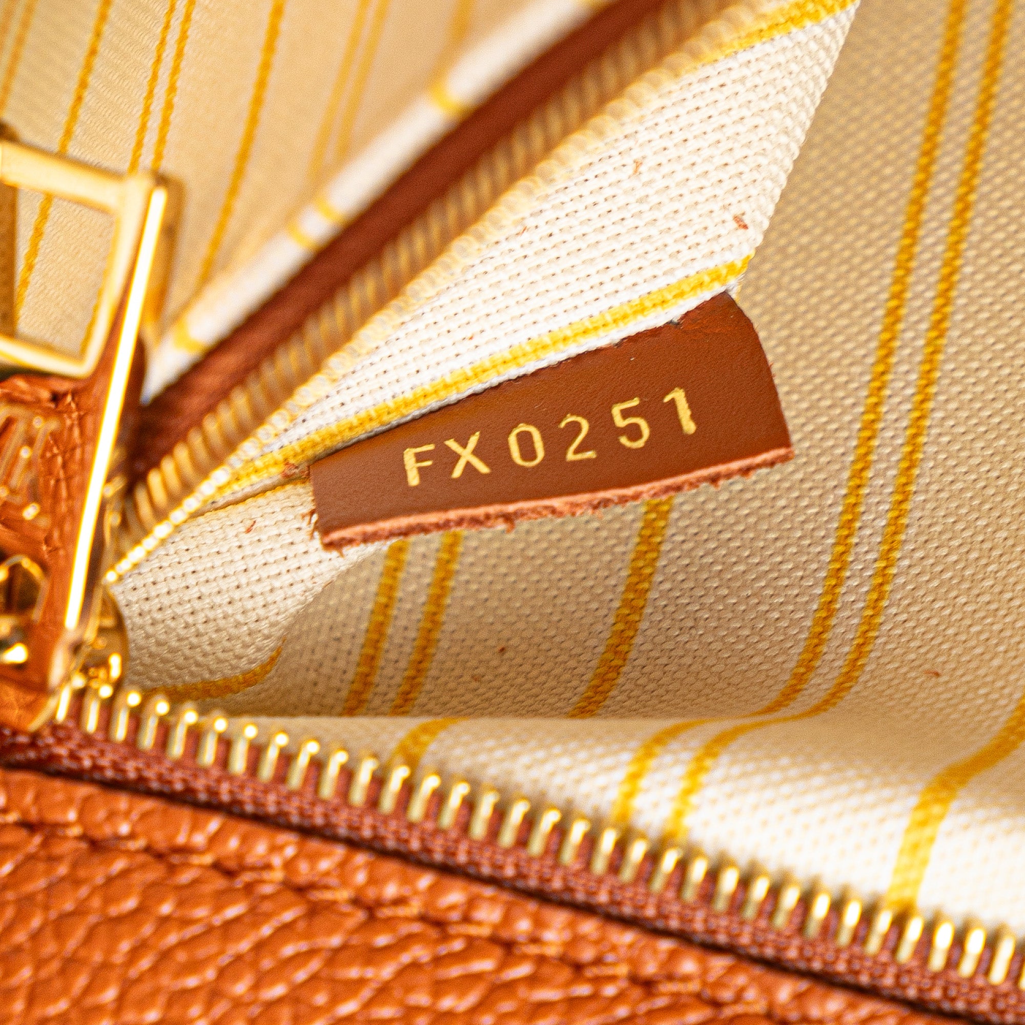 Louis Vuitton Monogram Giant Raffia OnTheGo MM - image 6