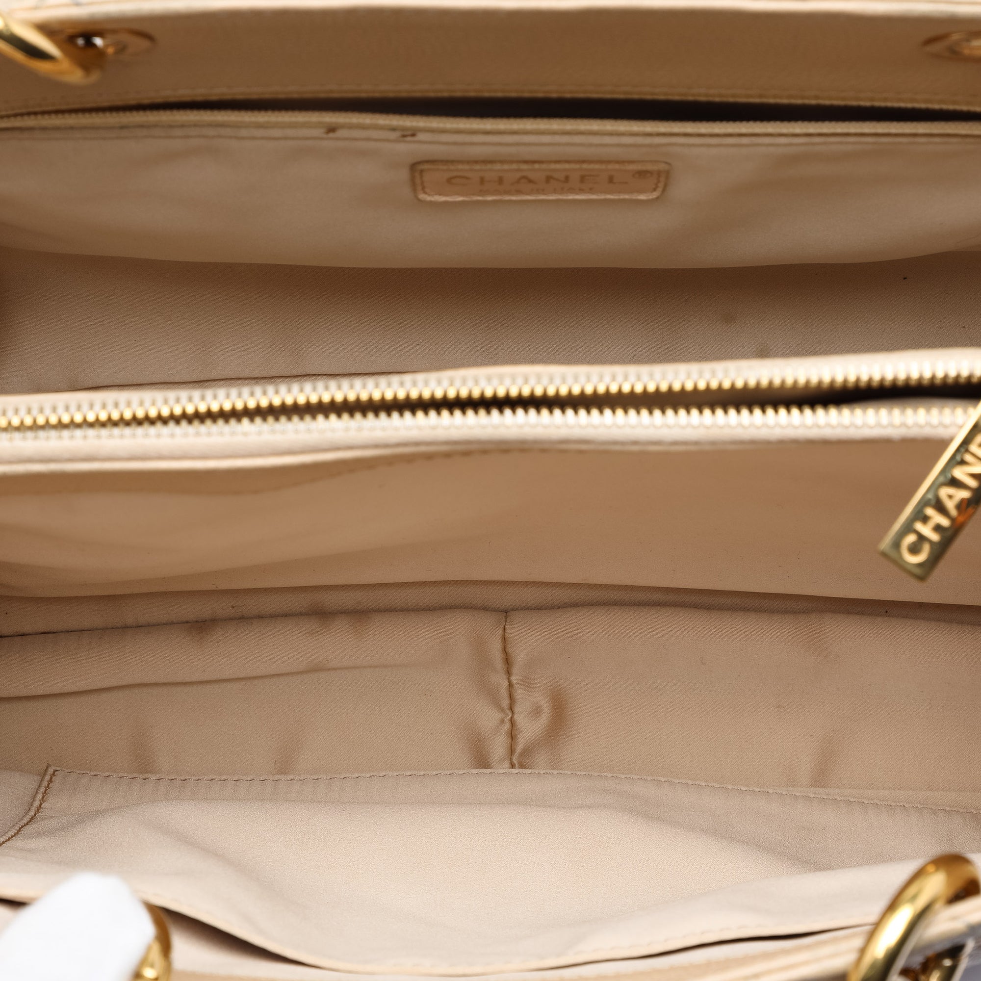 Chanel Caviar Grand Shopping Tote - image 4
