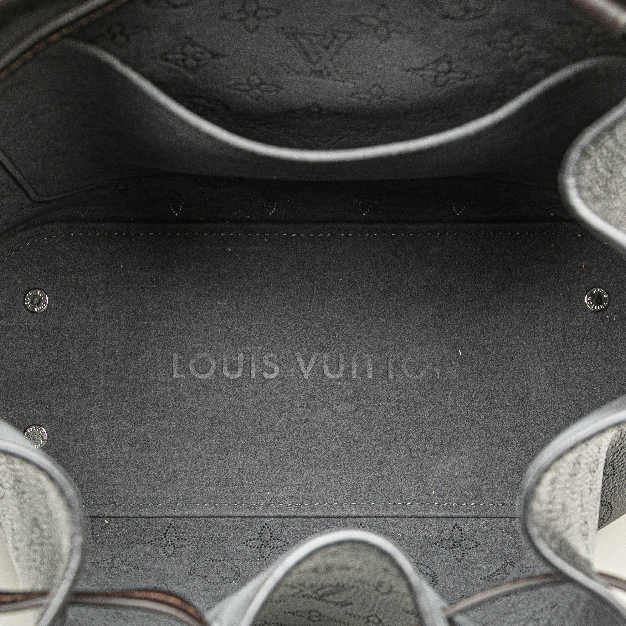 Louis Vuitton Monogram Mahina Girolata - image 4