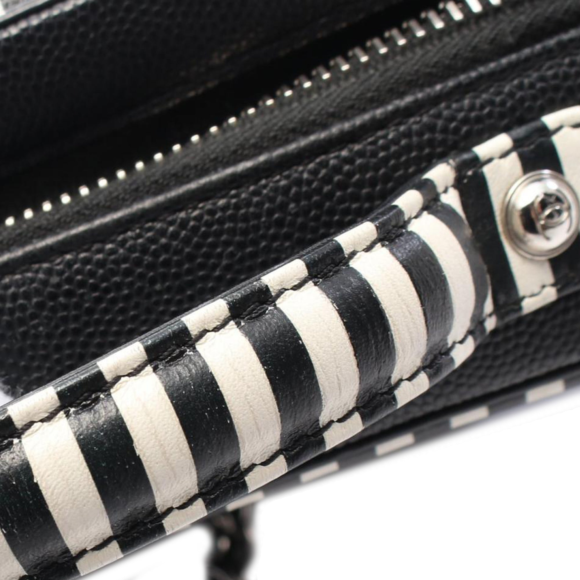 Chanel Small Caviar Striped CC Filigree Vanity Case - image 7