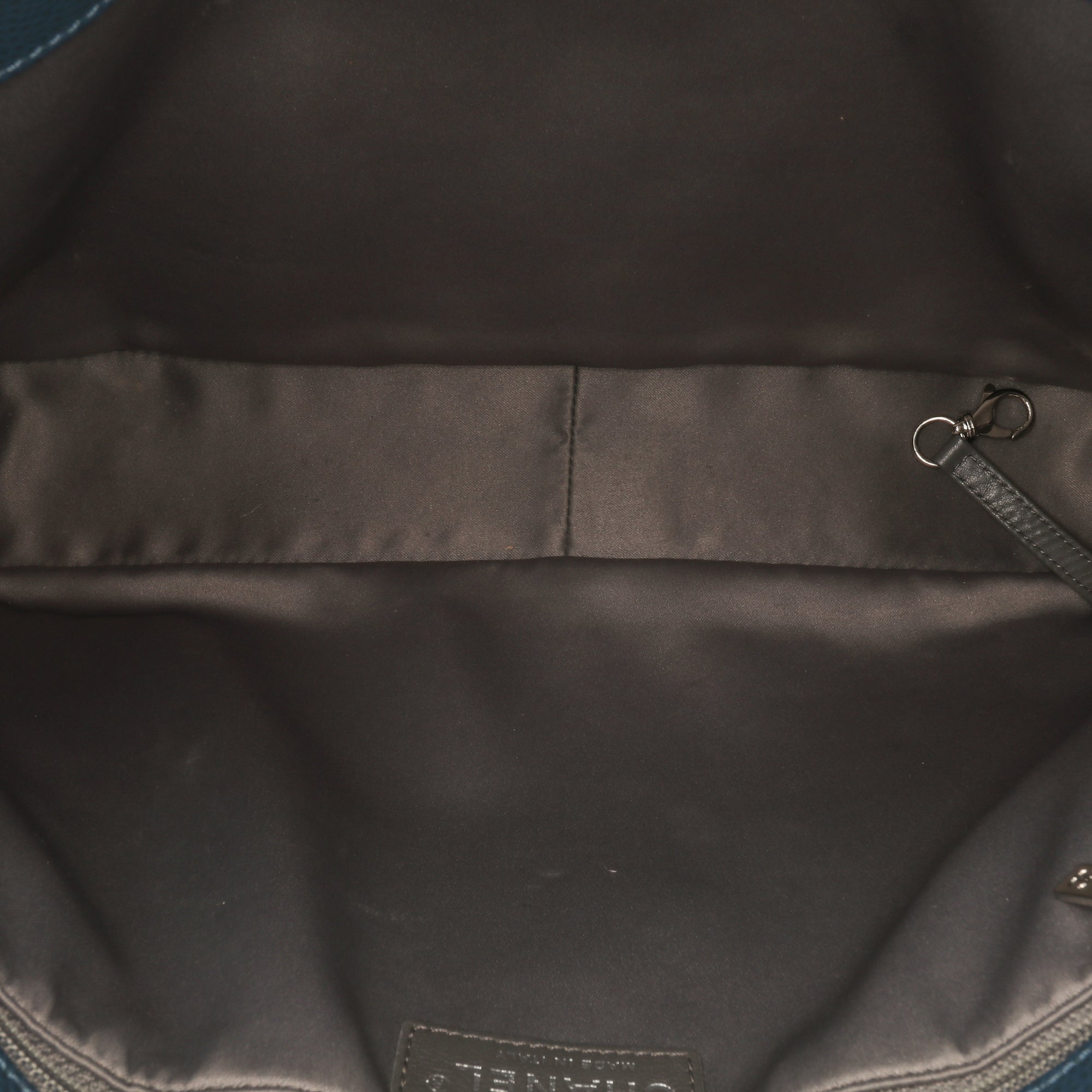 Chanel Caviar Grand Shopping Tote - image 5
