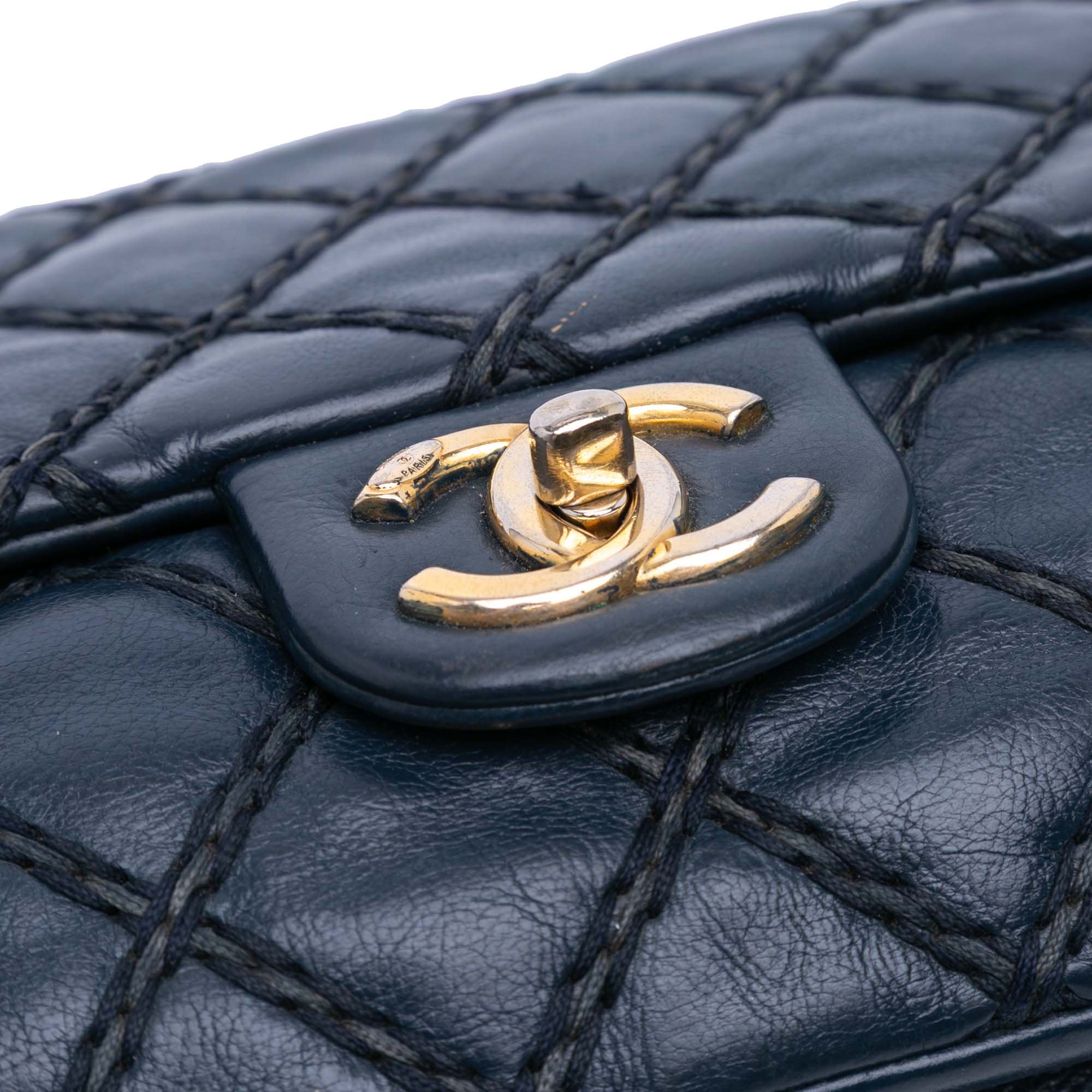 Chanel Paris Dallas Quilted Calfskin Chic Stitch Flap - image 5