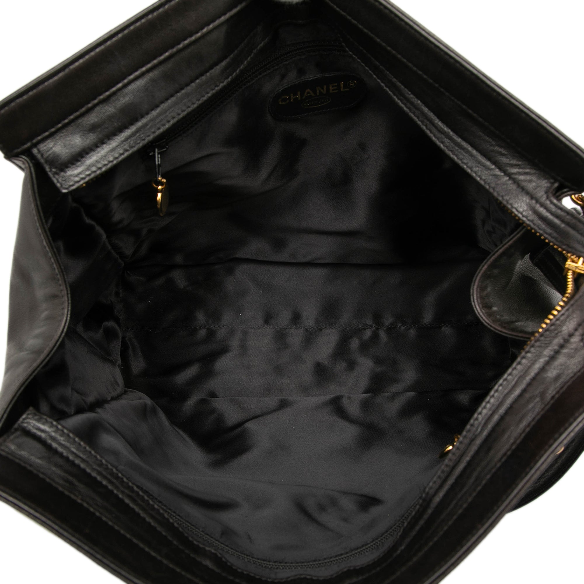 Chanel CC Caviar Chain Tote - image 4
