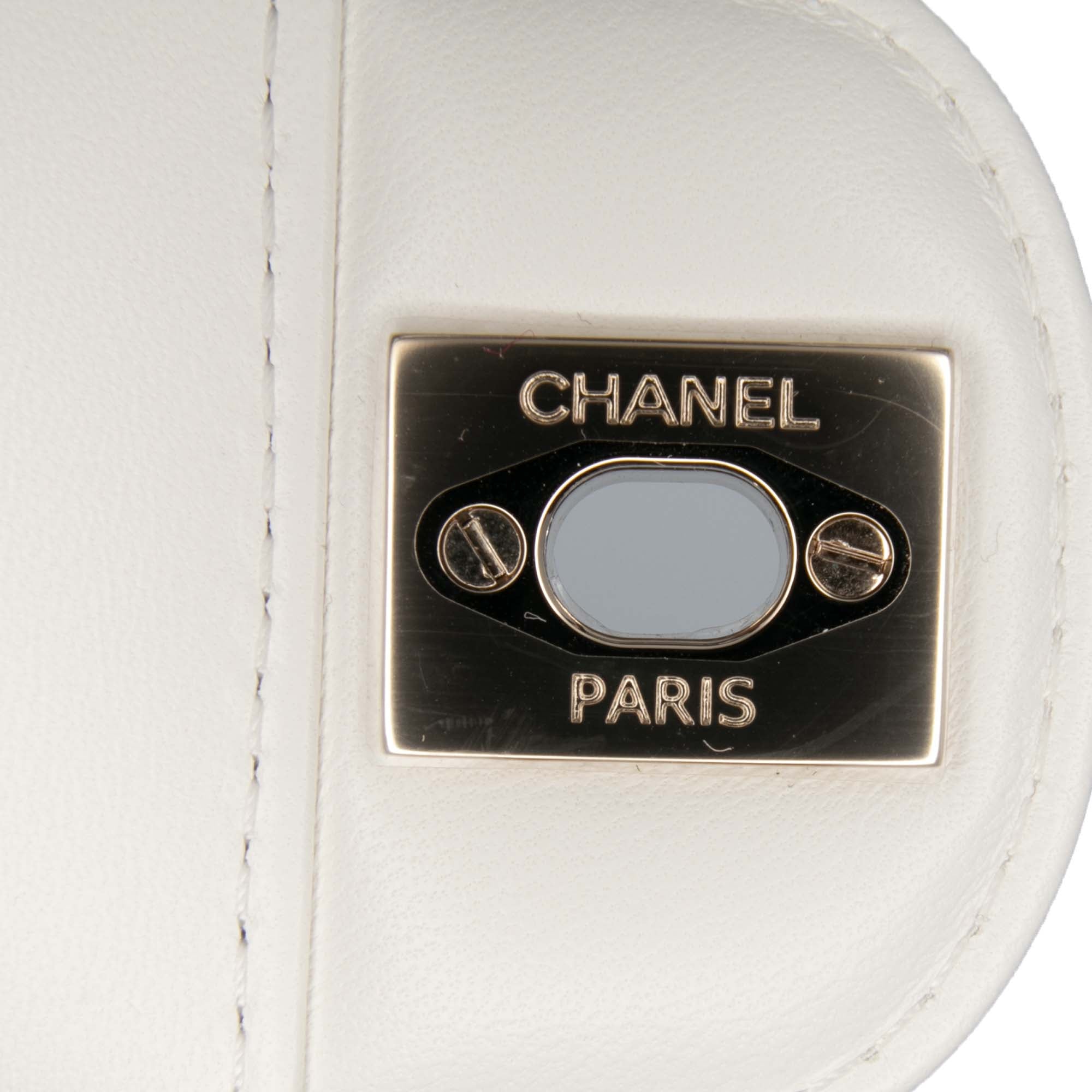 Chanel Lambskin CC in Love Heart Crossbody - image 10
