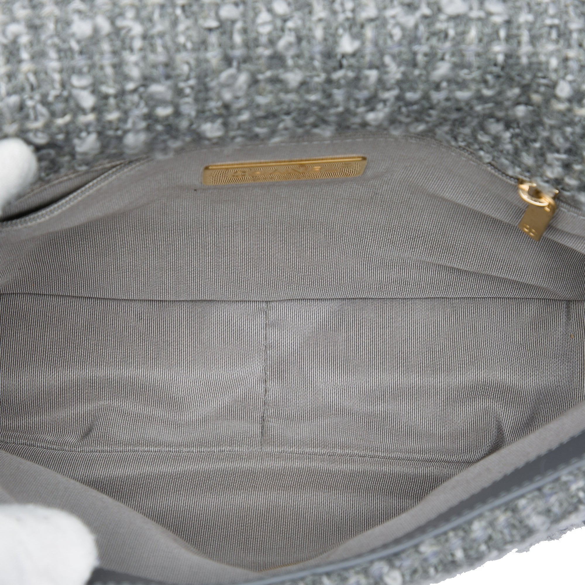Chanel Medium Tweed 19 Flap - image 4