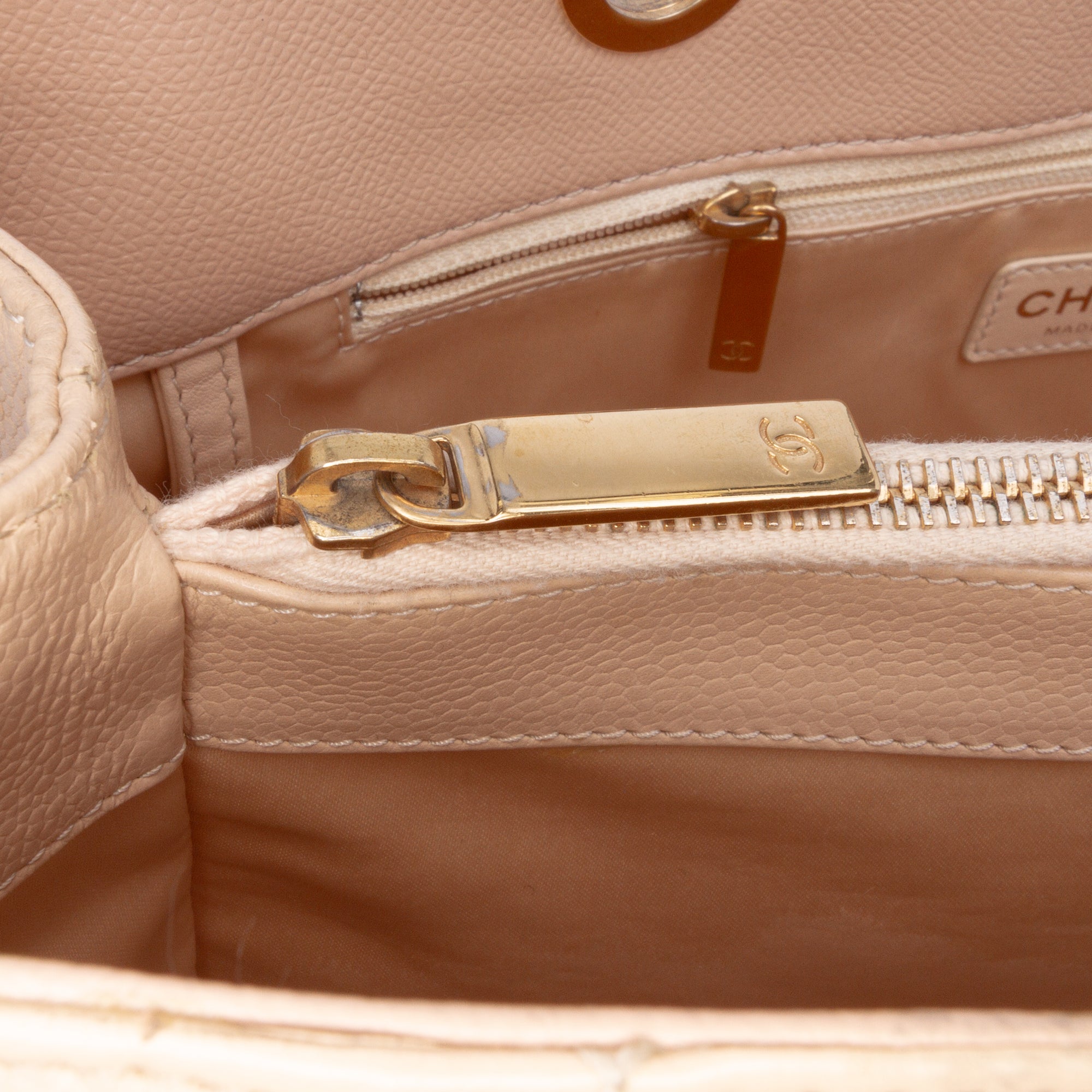 Chanel Caviar Grand Shopping Tote - image 6