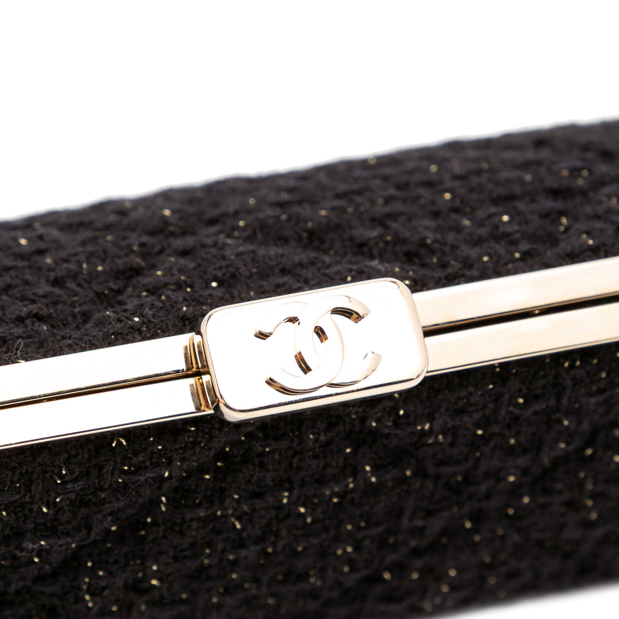 Chanel Quilted Tweed Kisslock Clutch - image 7