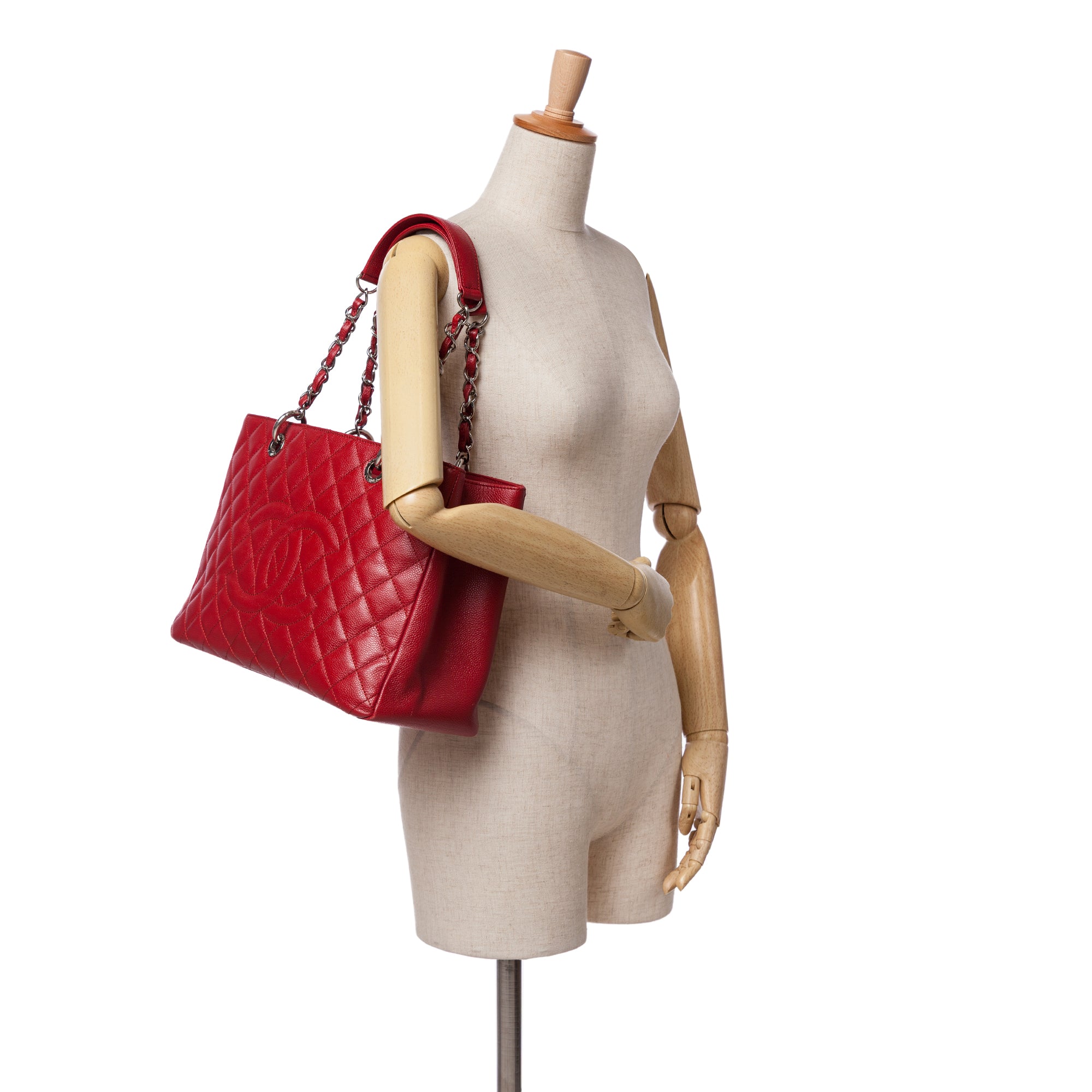 Chanel Caviar Grand Shopping Tote - image 10
