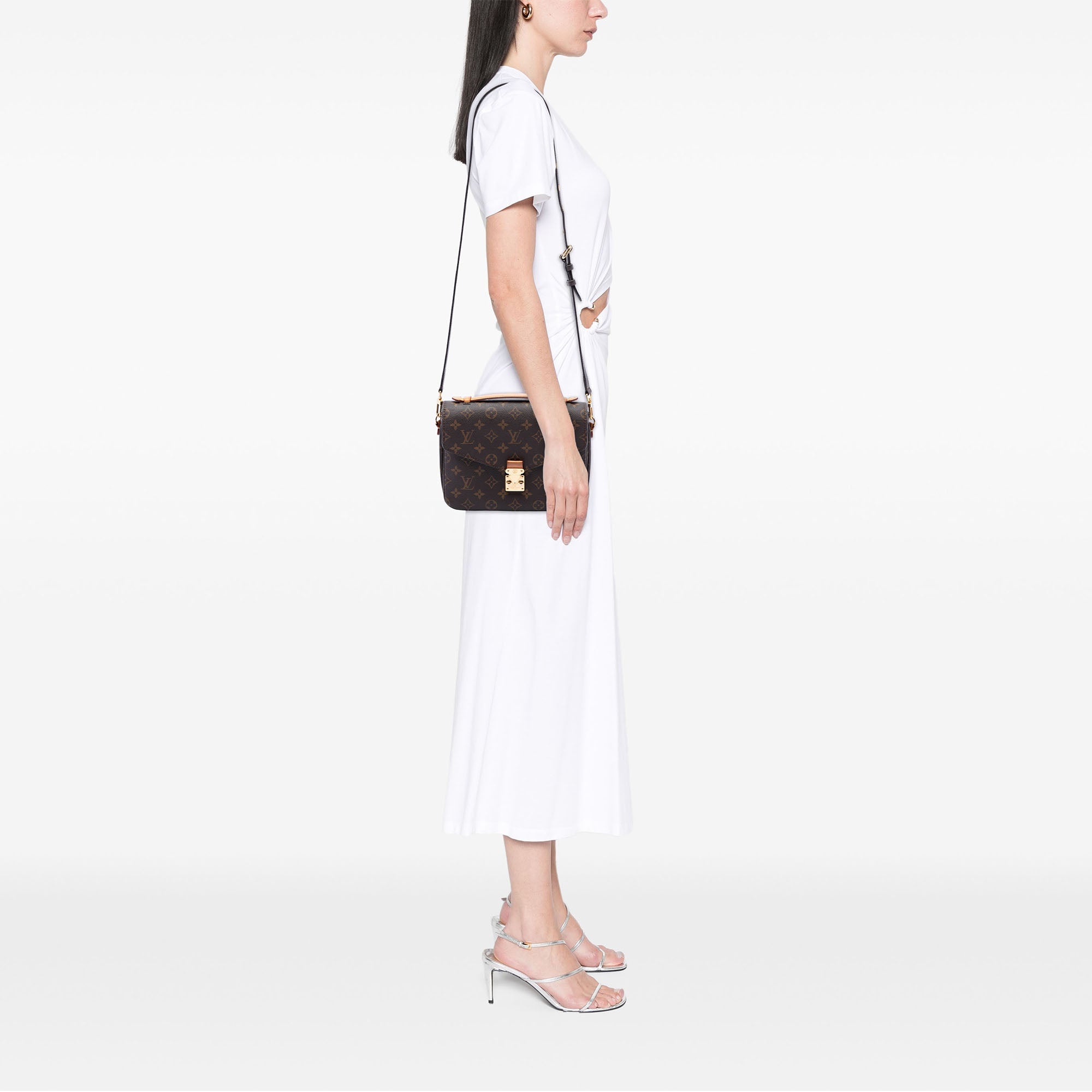 Louis Vuitton Monogram Pochette Metis - image 6